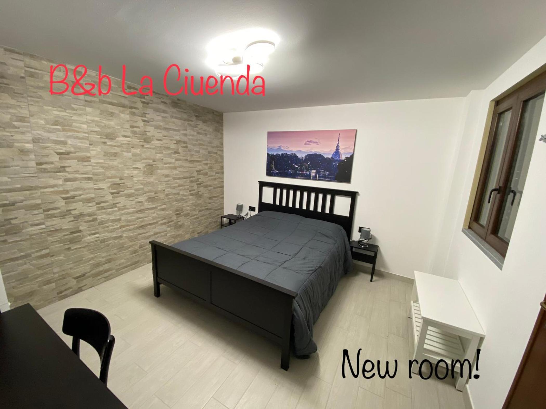 Large Double Room photo 1
