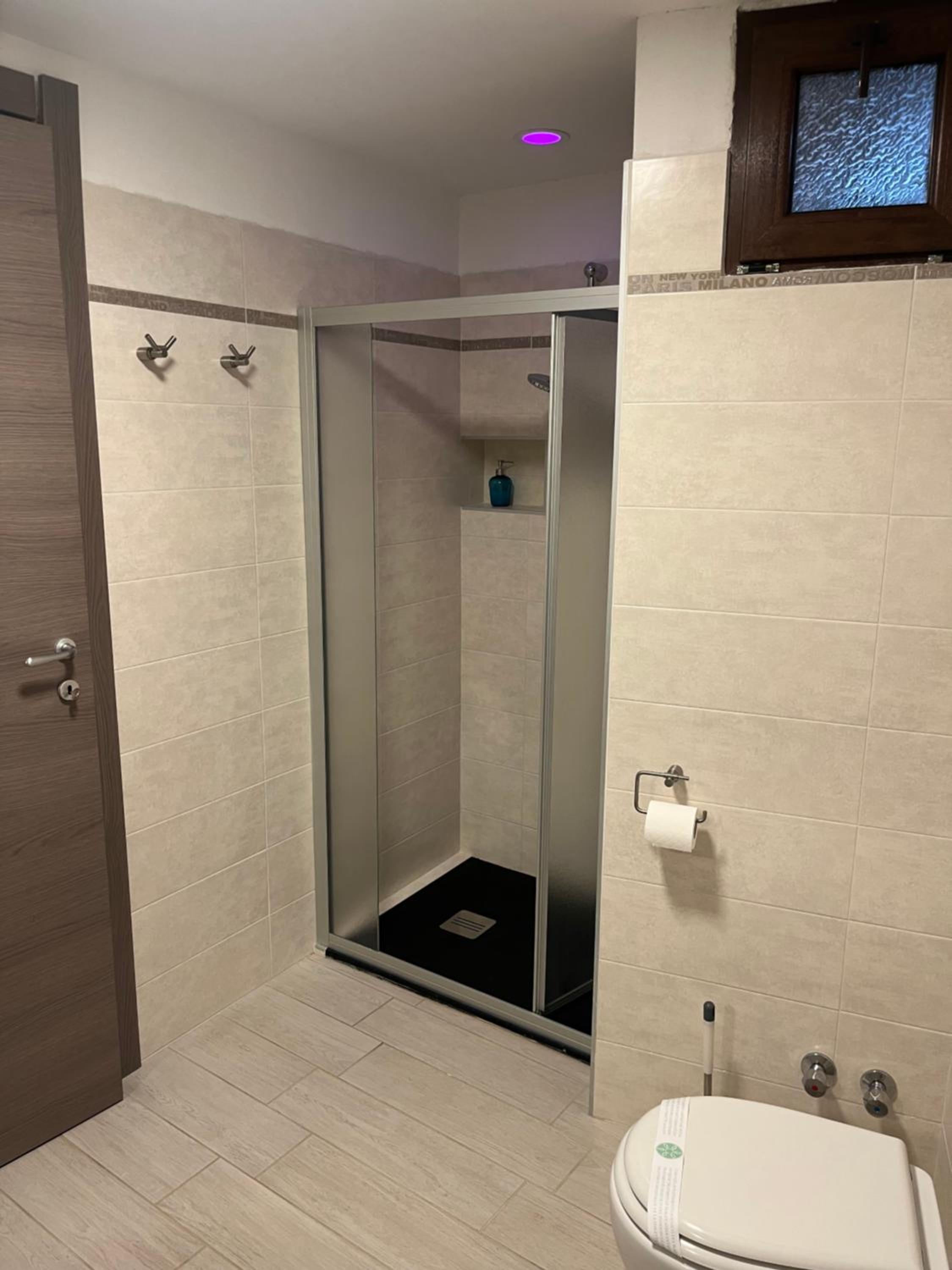 Large Double Room photo 3