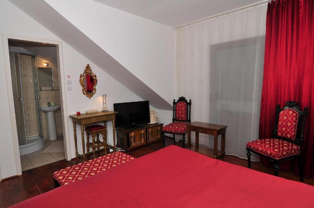 Large Single Room photo 2