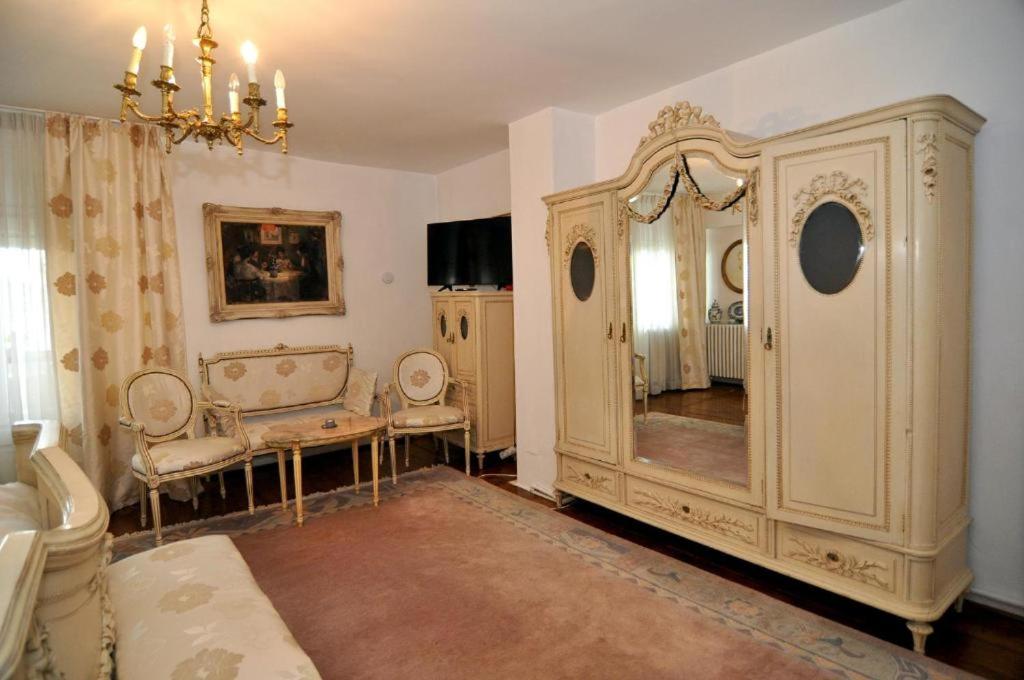 Deluxe Queen Room photo 2