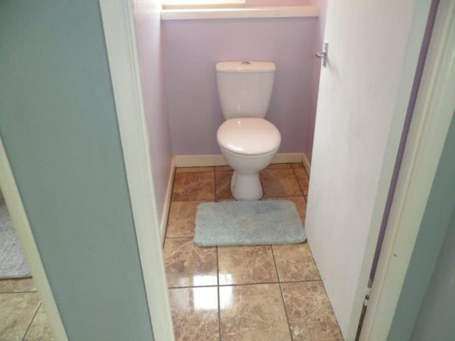 Three-Bedroom House photo 3