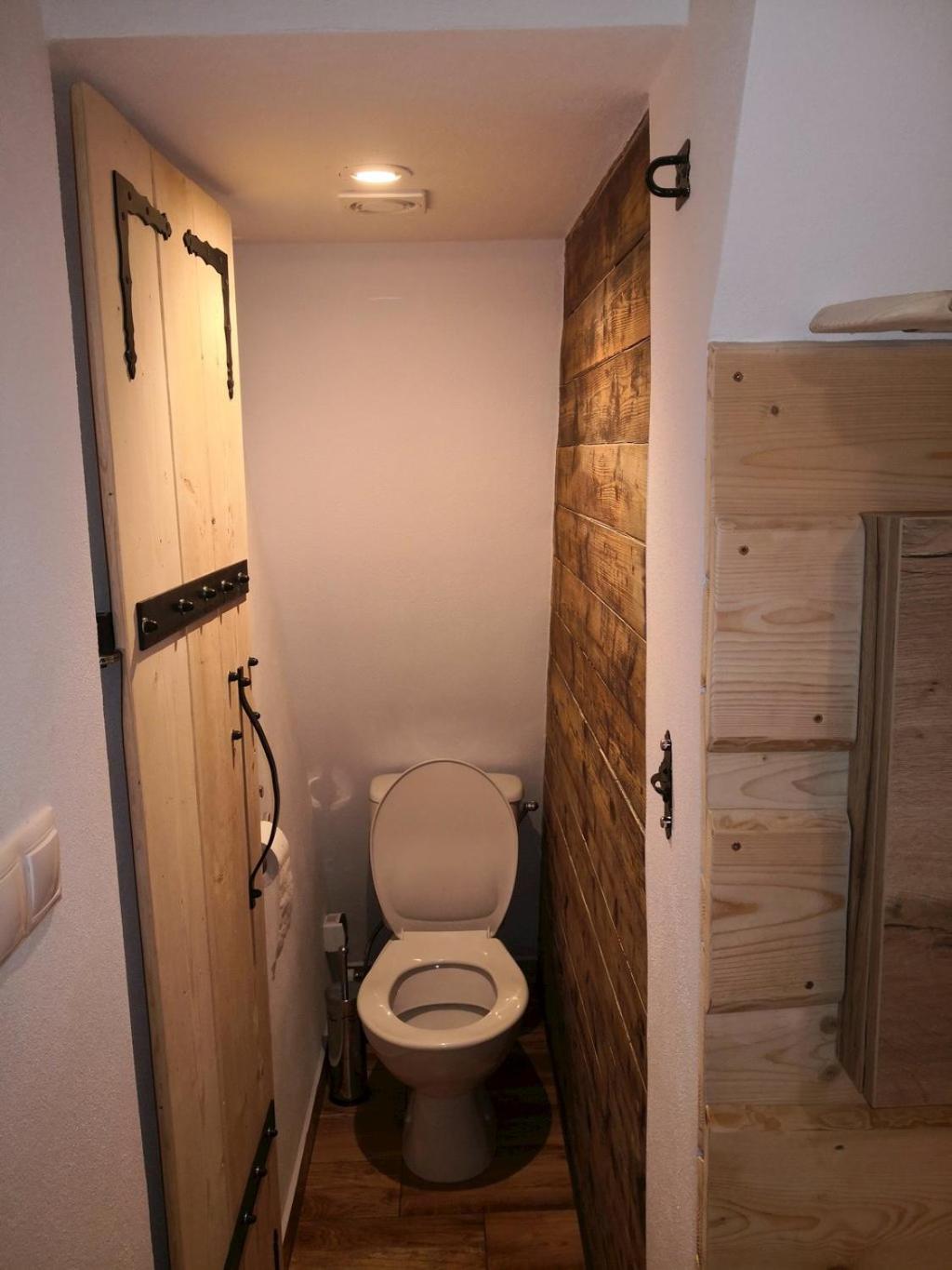 Three-Bedroom Chalet - Photo 12