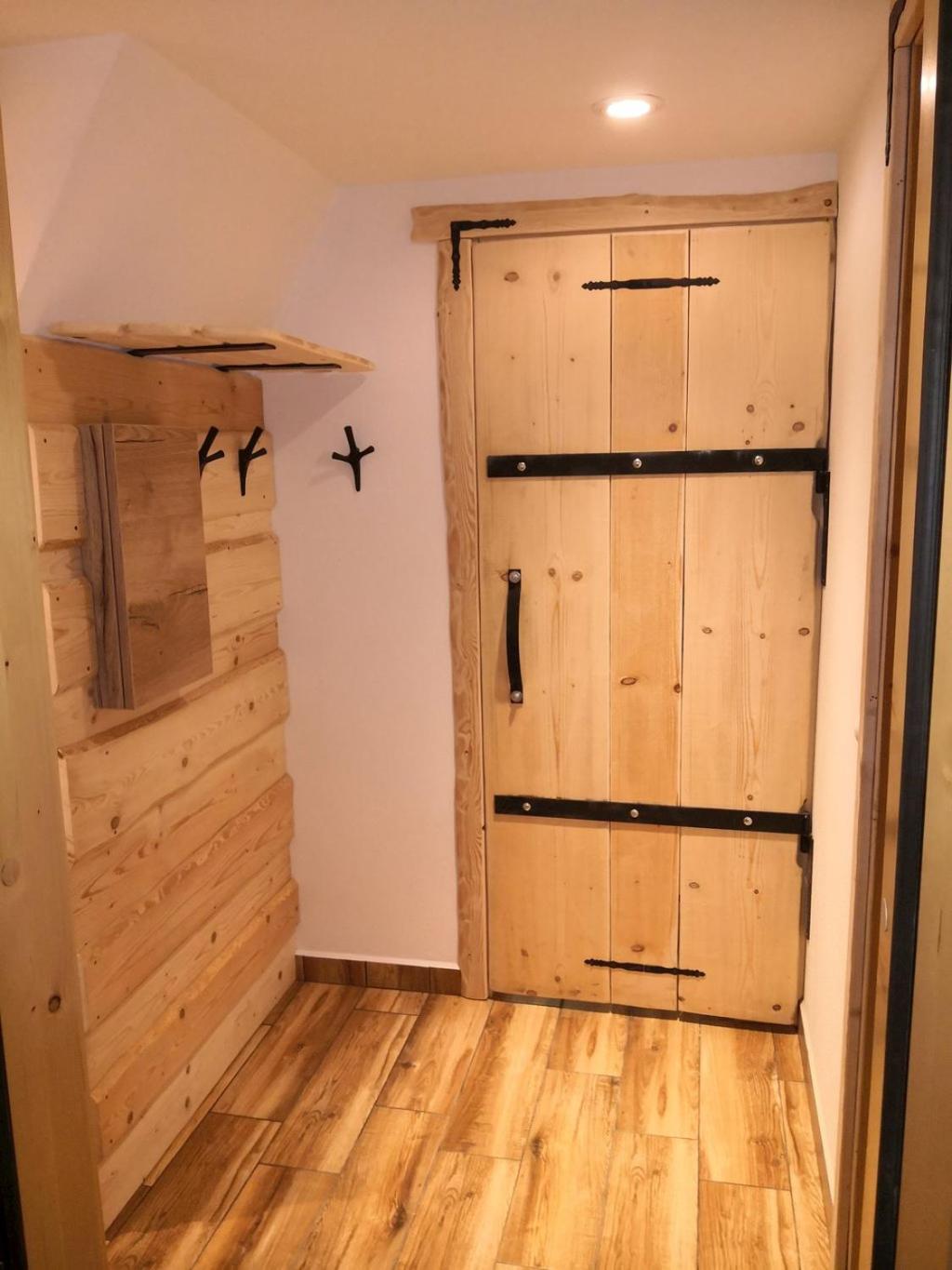 Three-Bedroom Chalet - Photo 13