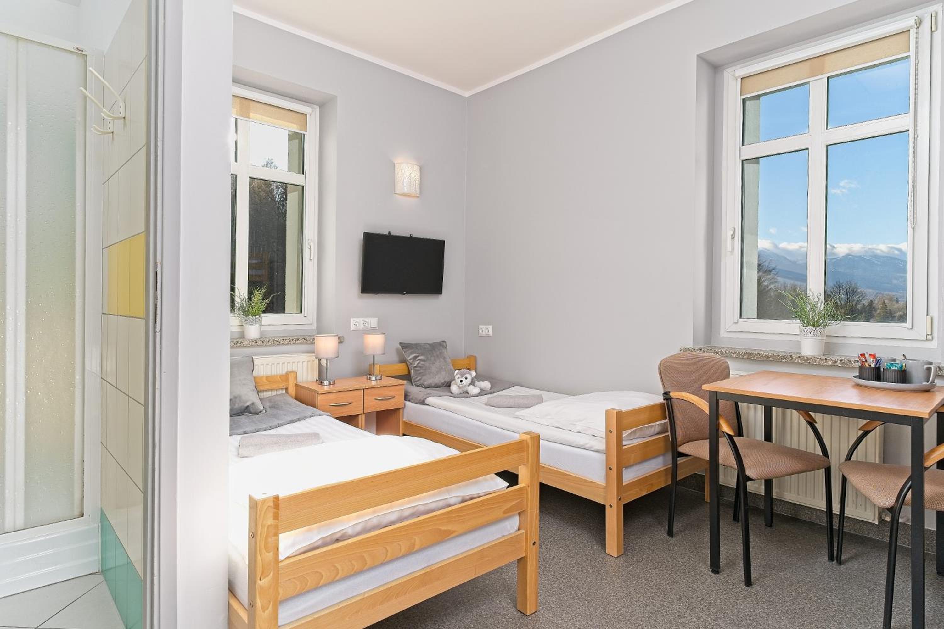 Quadruple Room with Mountain View photo 1