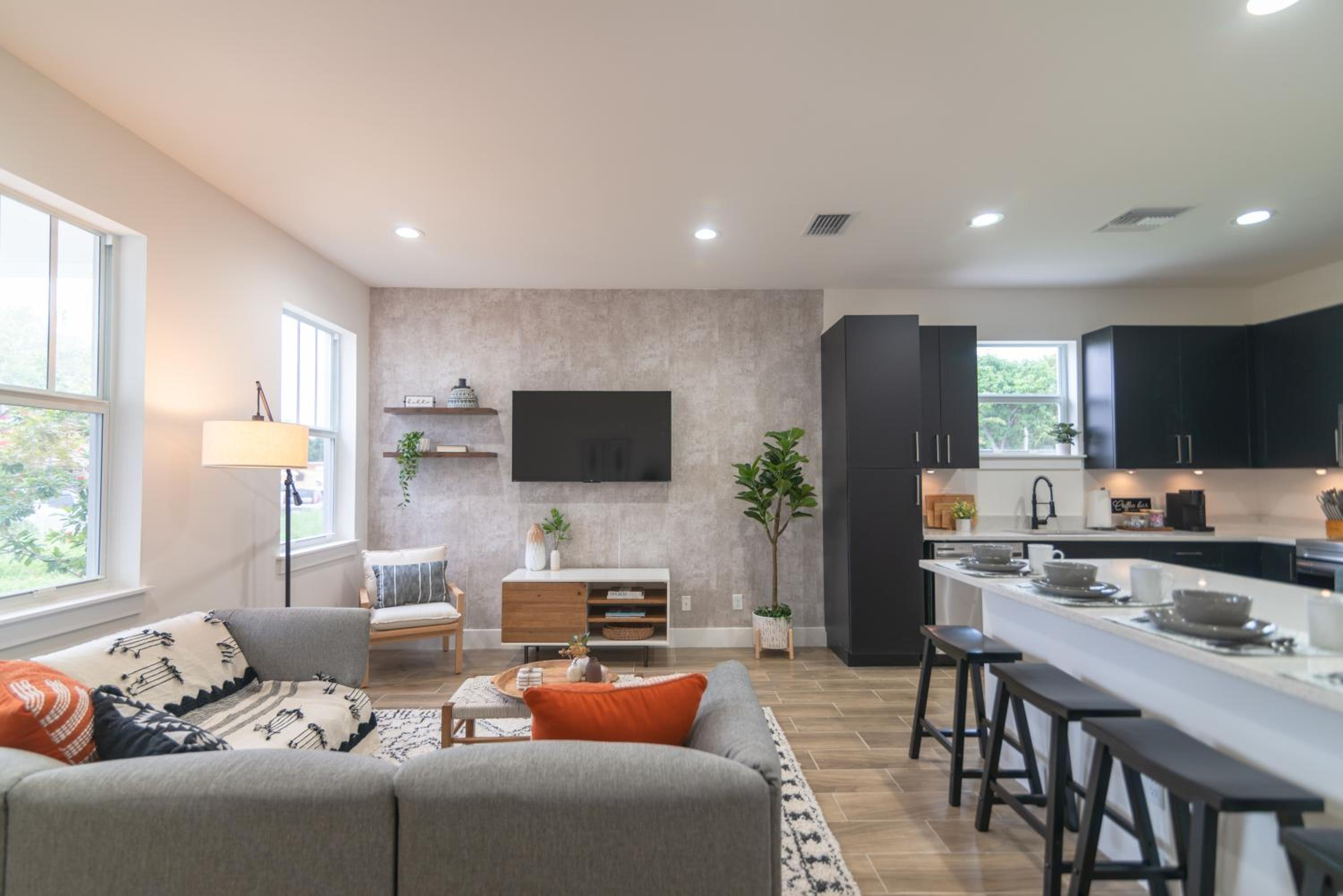 Three-Bedroom House photo 1