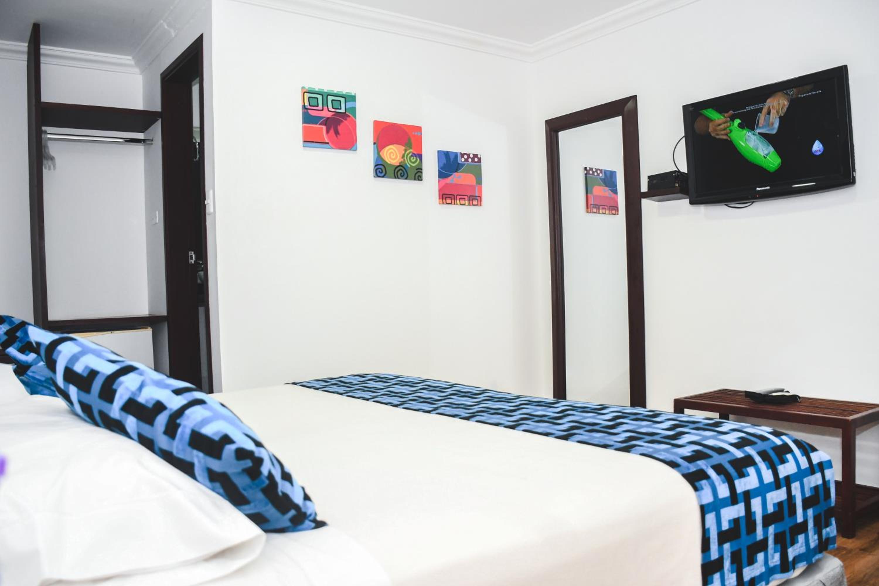 Double Room (1 Adult + 1 Child)