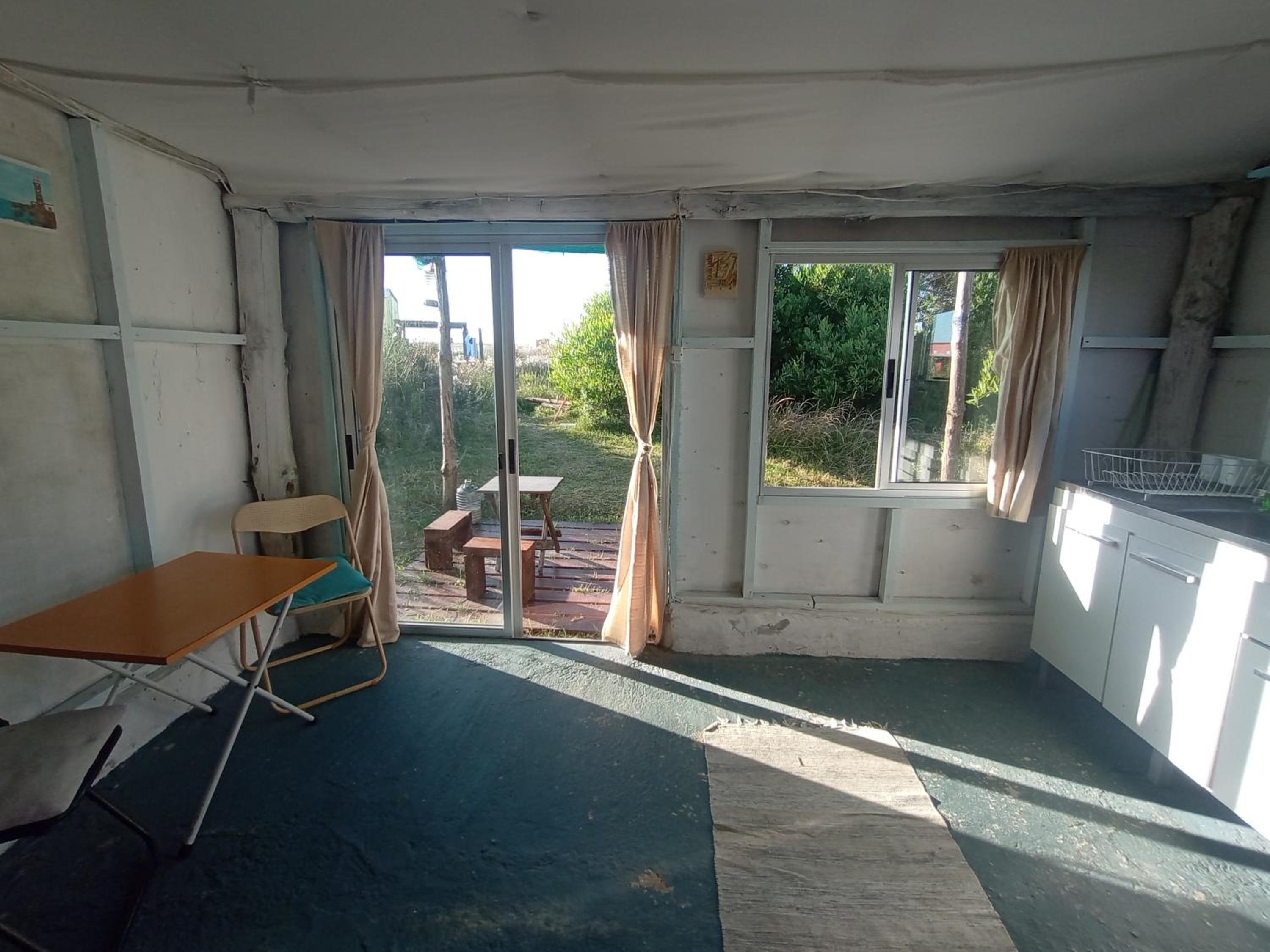 One-Bedroom House photo 3