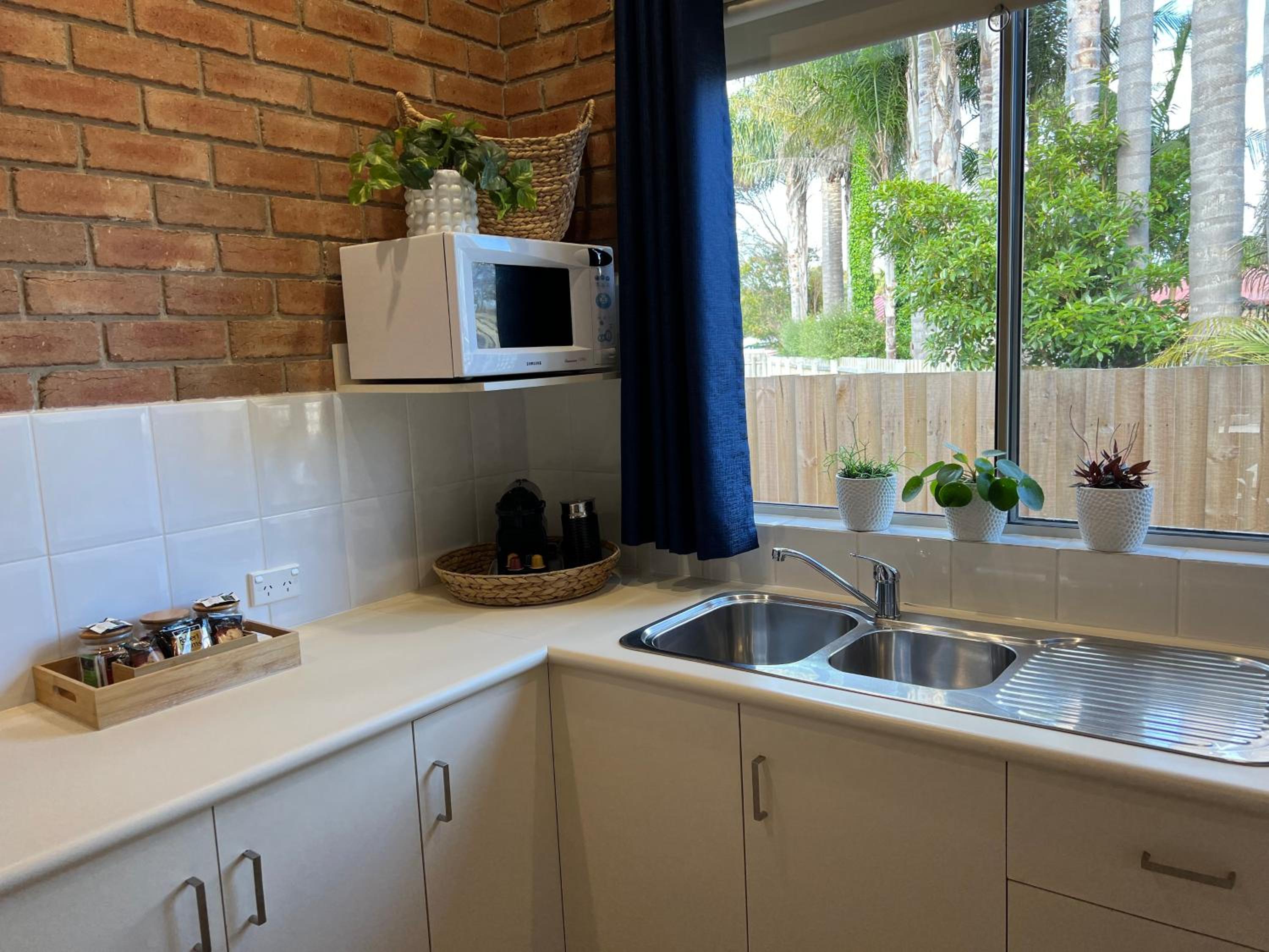 Two-Bedroom Apartment Spa Bath photo 3