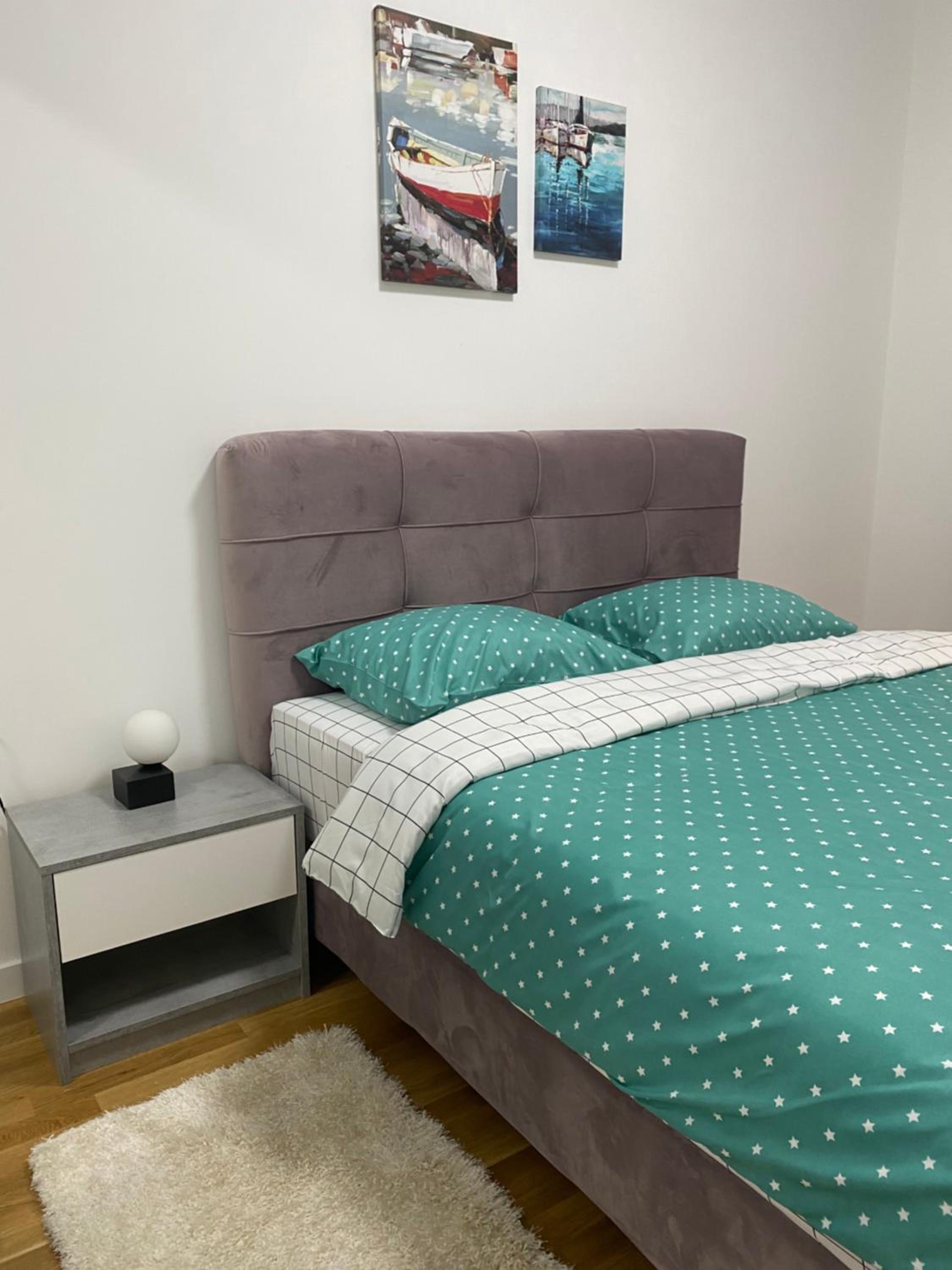 One-Bedroom Apartment photo 3