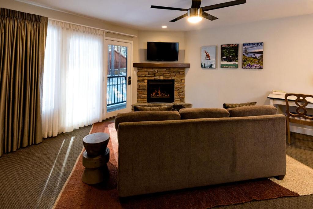 Deluxe King Suite