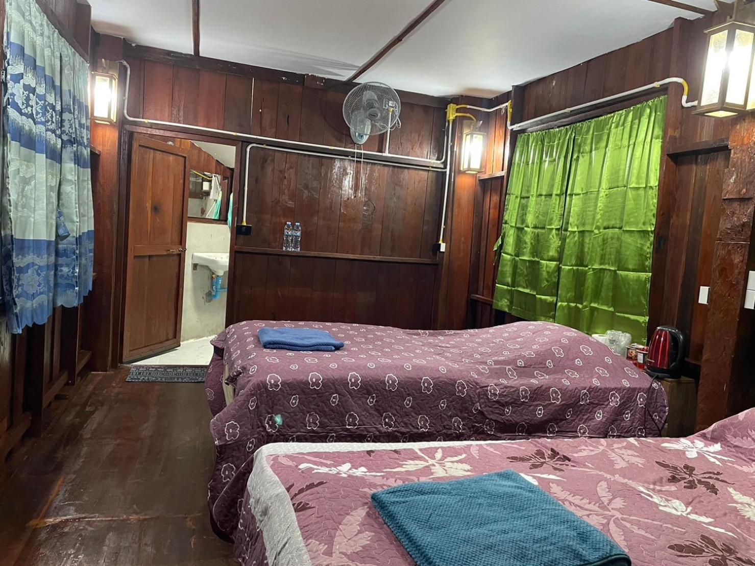 Double or Twin Room with Terrace - Photo 18