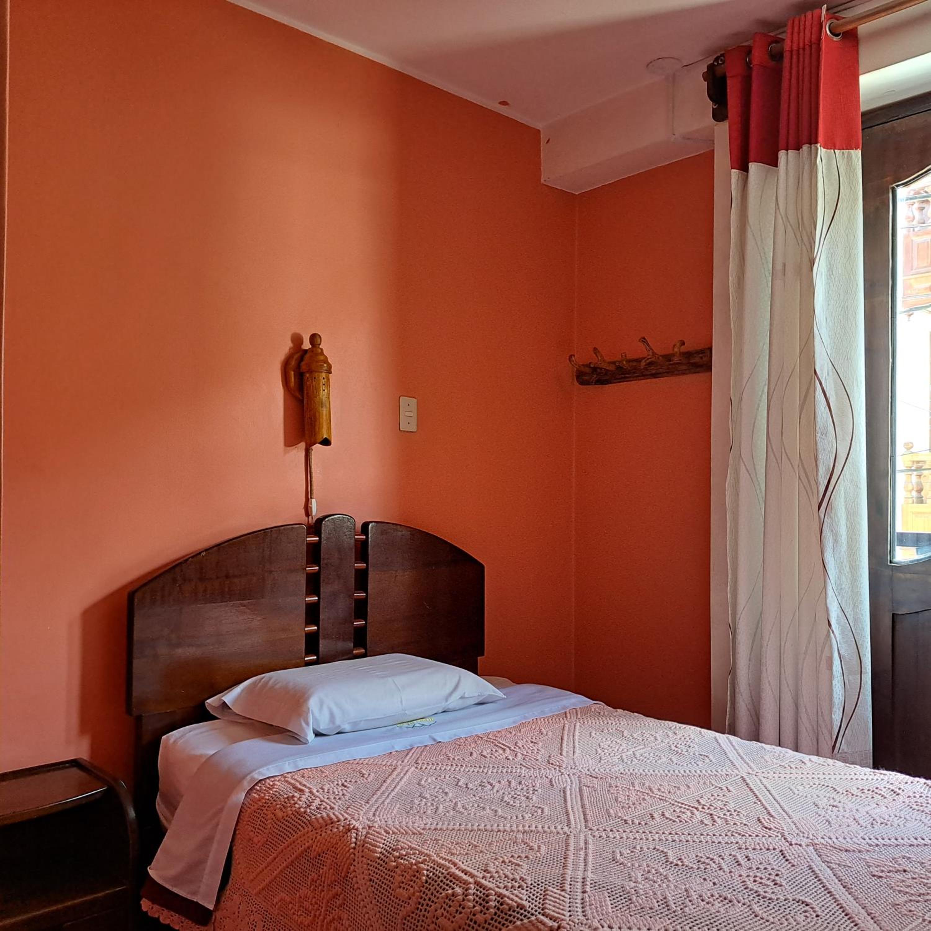 Single Room With Private Bathroom photo 2