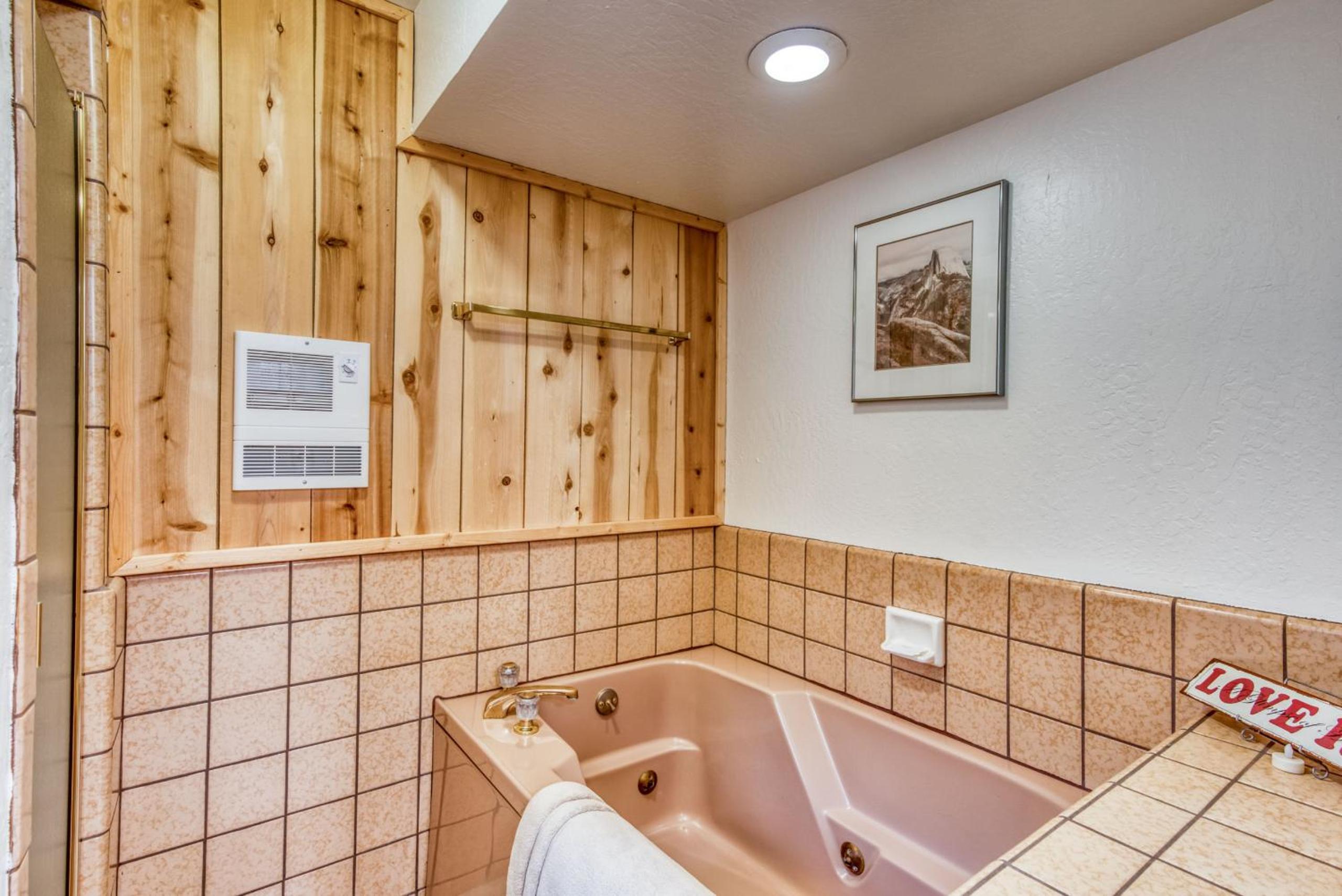 Quadruple Room with Mountain View - Photo 6