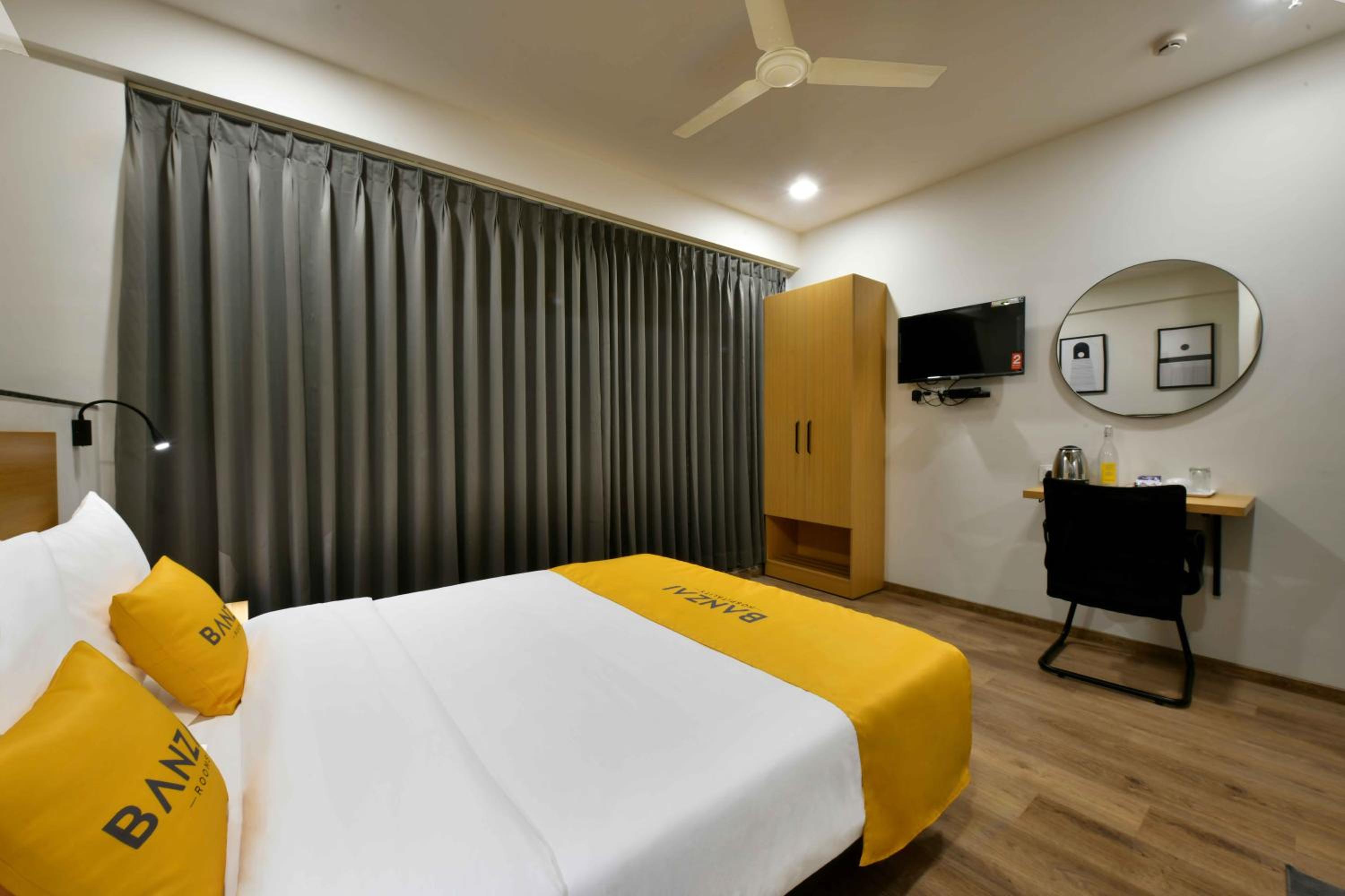 Deluxe Double Room - Photo 10