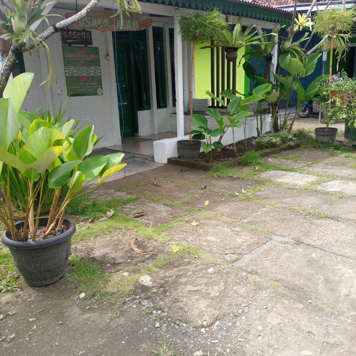 Two-Bedroom House photo 3