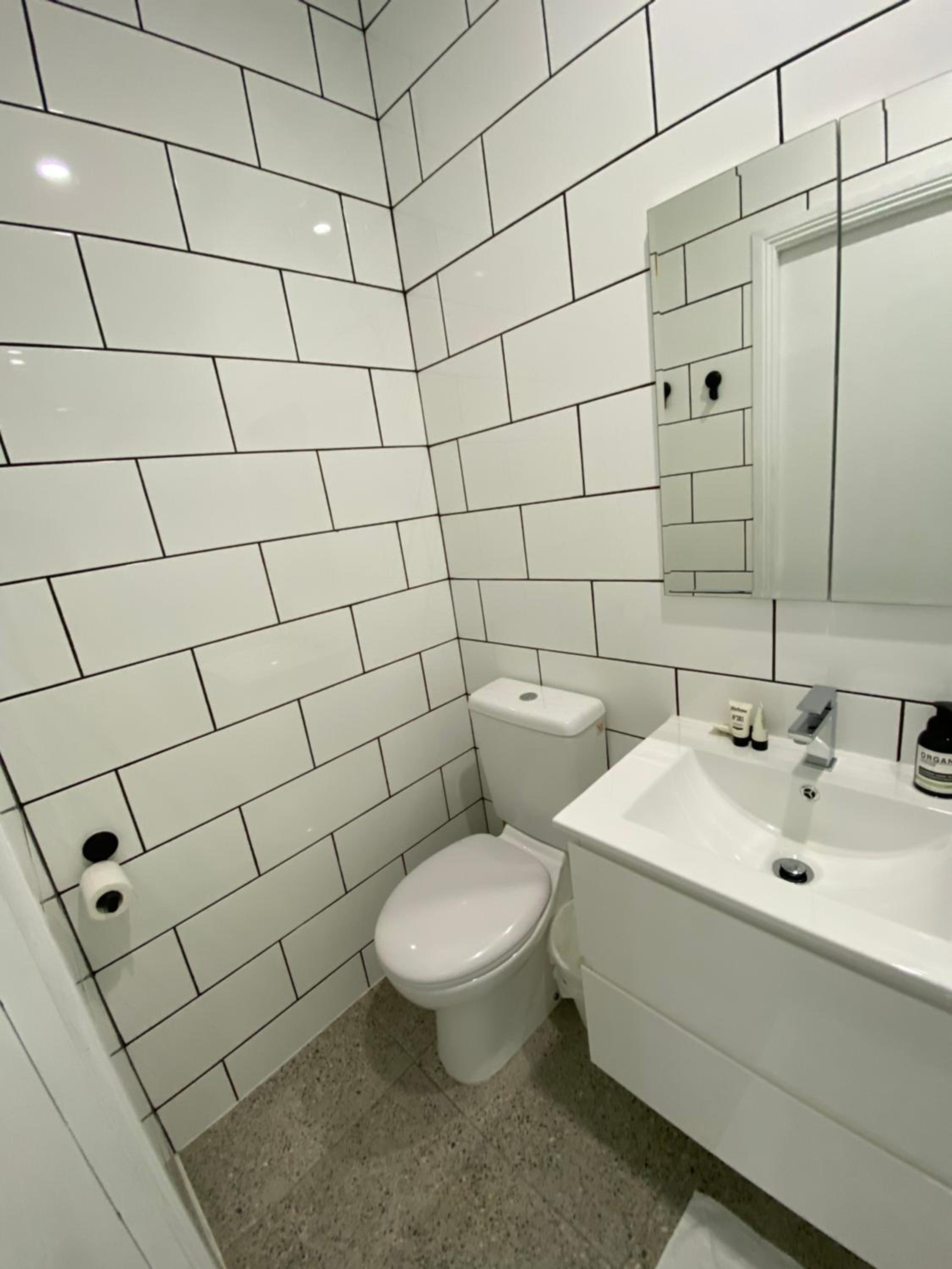 Standard Queen Room photo 1