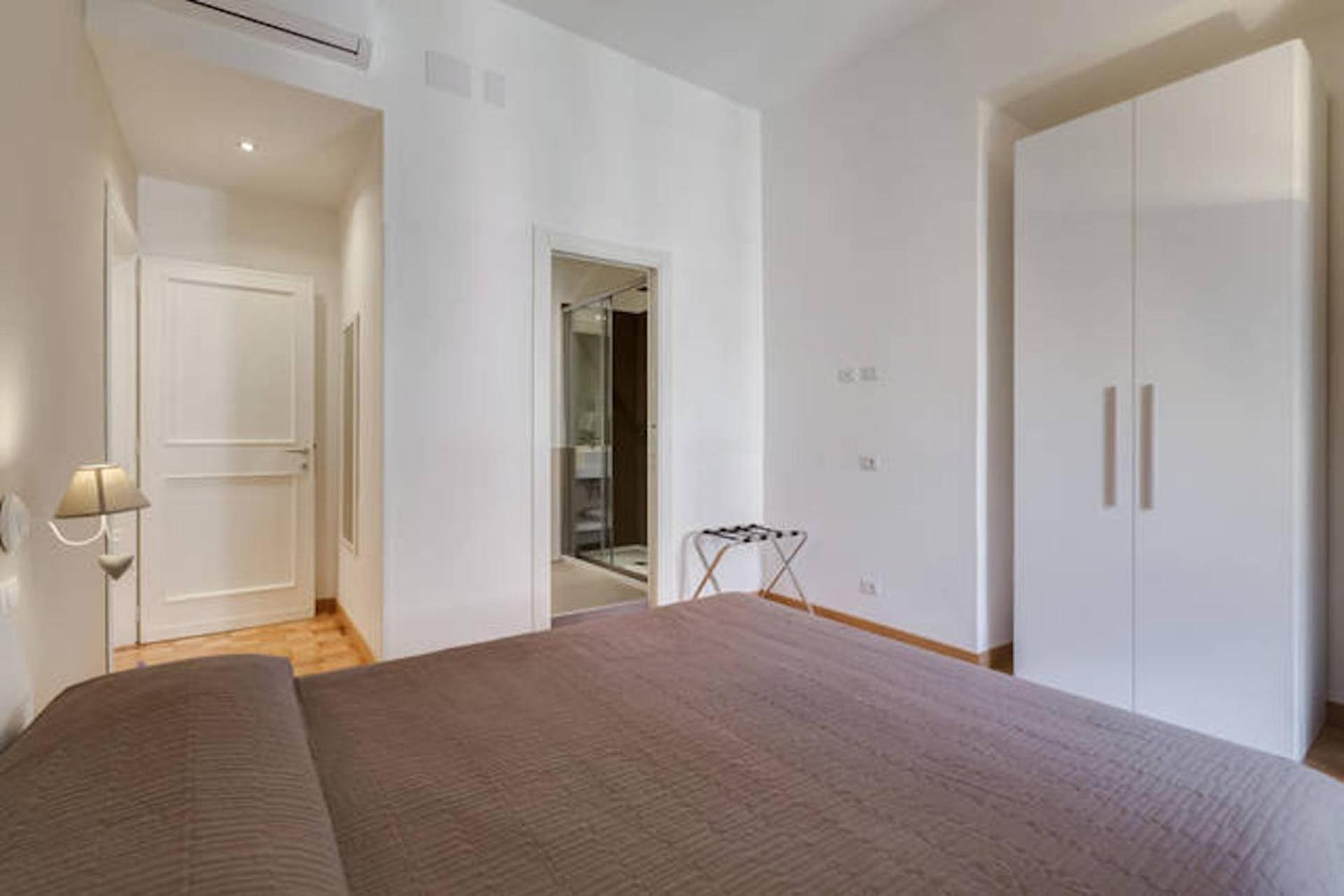 Two-Bedroom Apartment photo 2