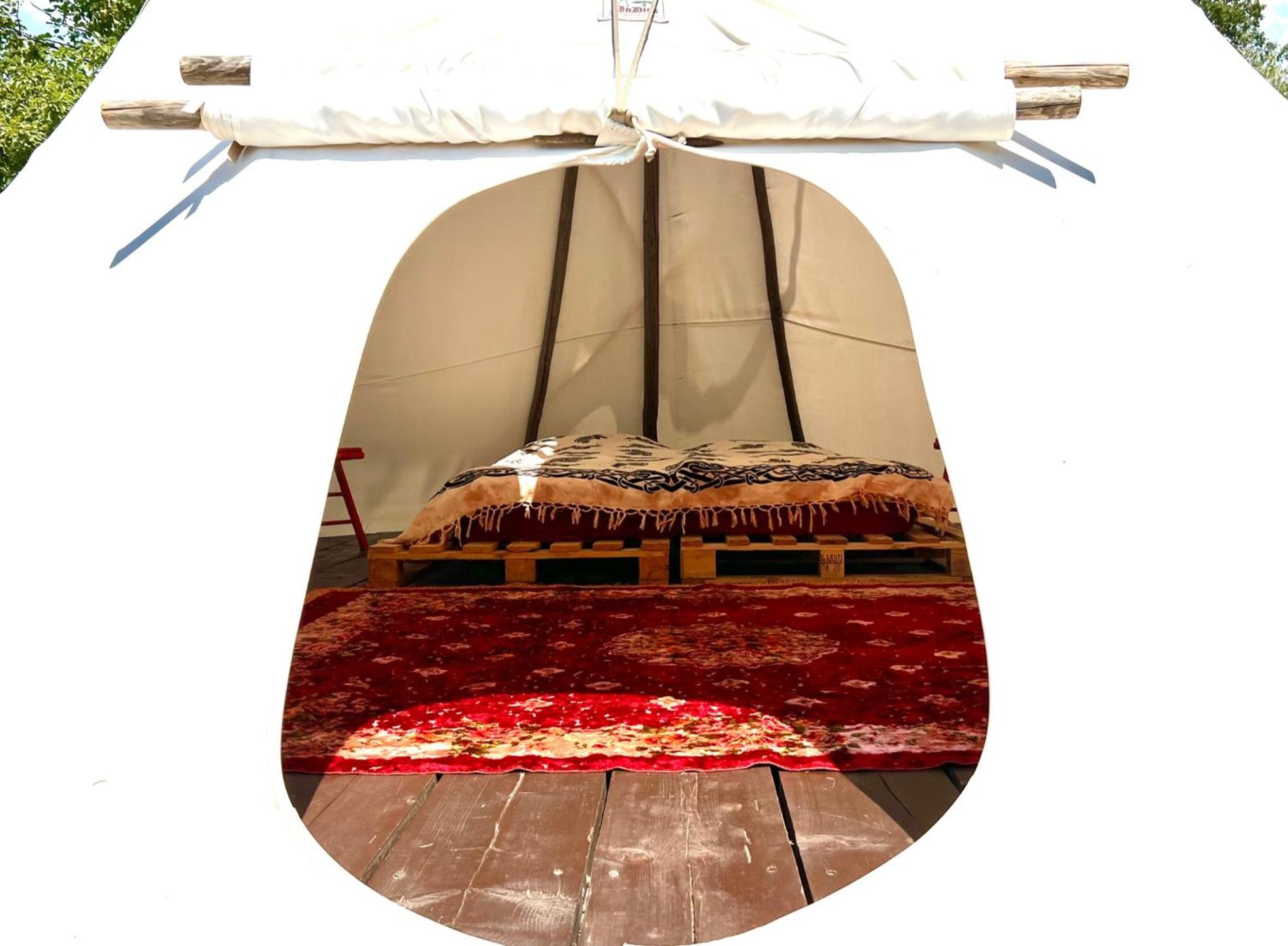 Teepee photo 1