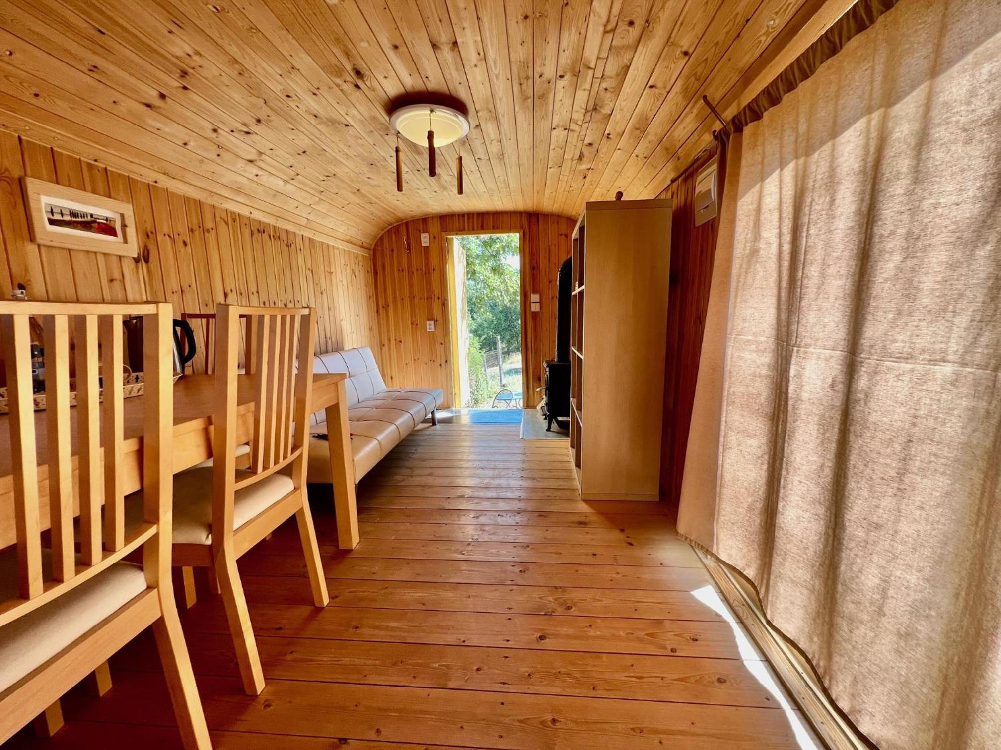 Caravan photo 3
