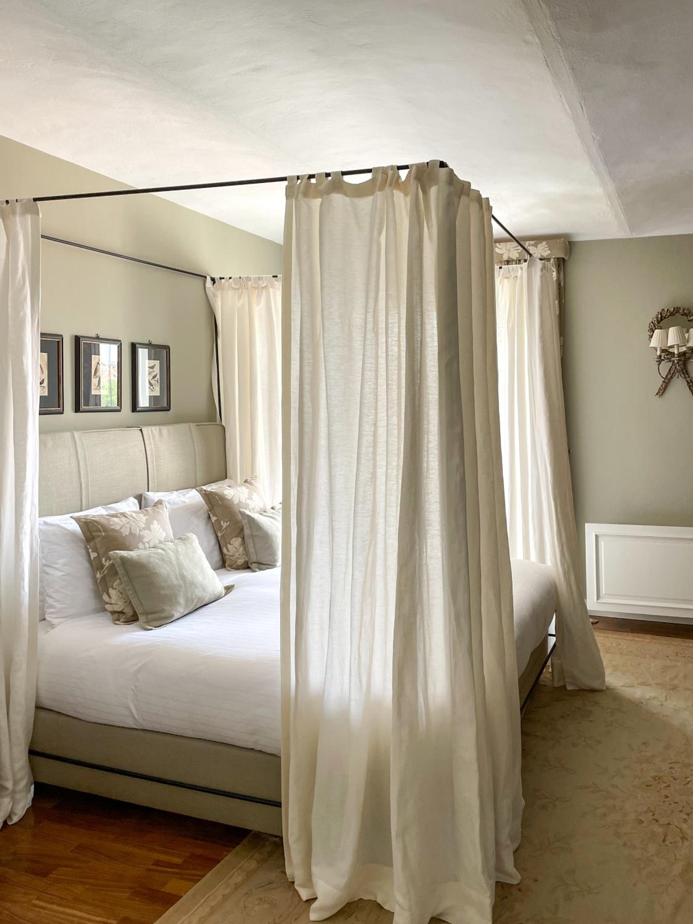 Junior Suite with Balcony photo 2