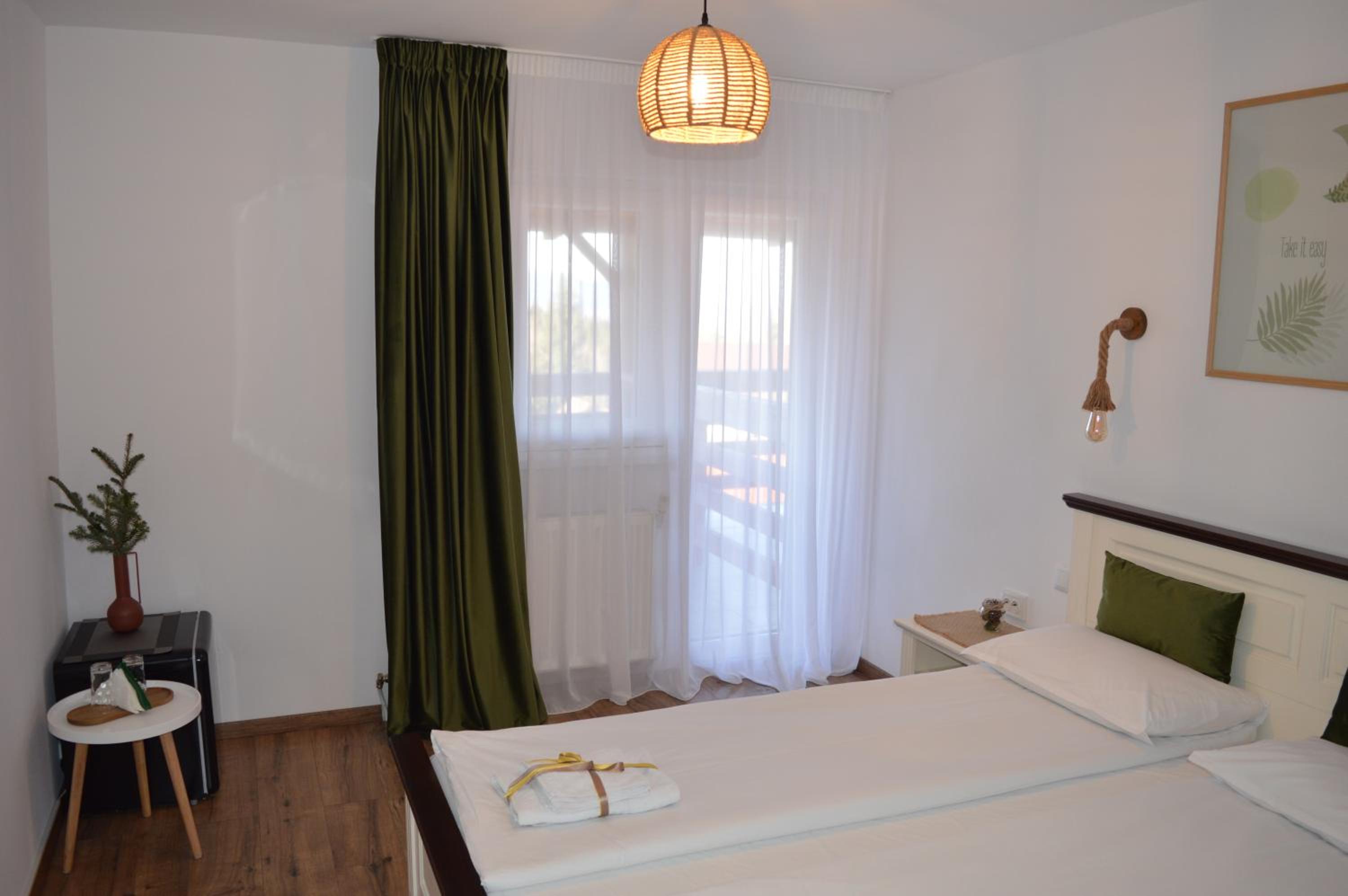 King Room with Mountain View photo 3