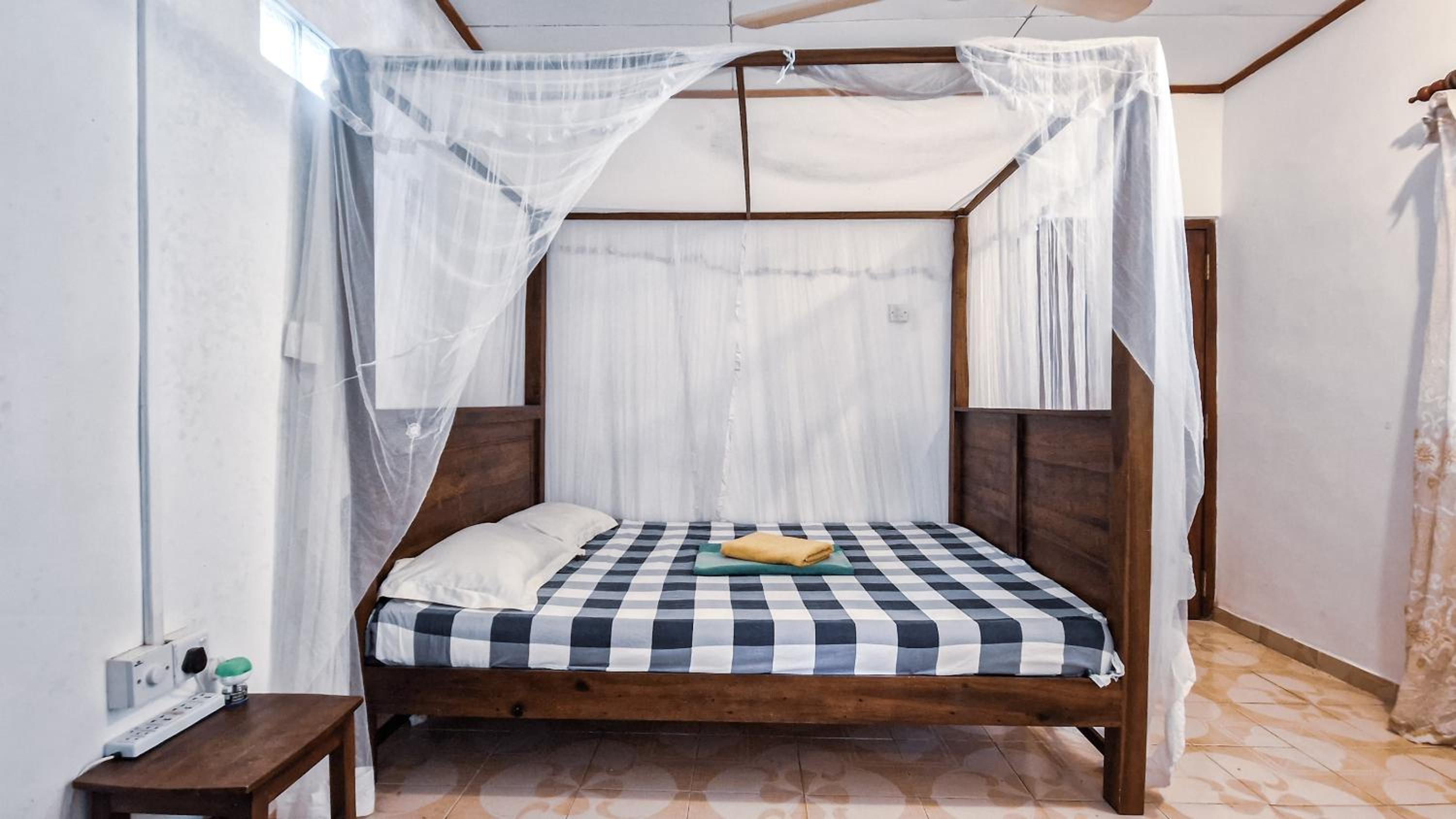 Standard Double Room with Fan photo 1