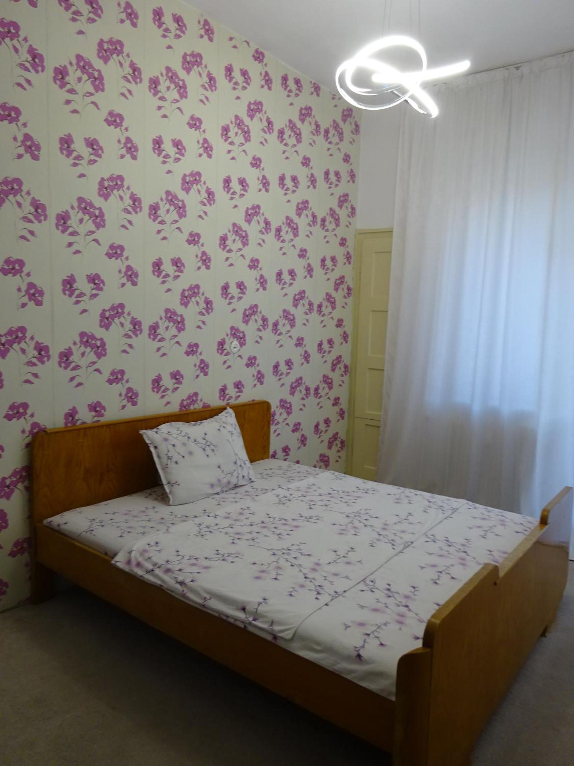 Apartment with Balcony - Photo 15