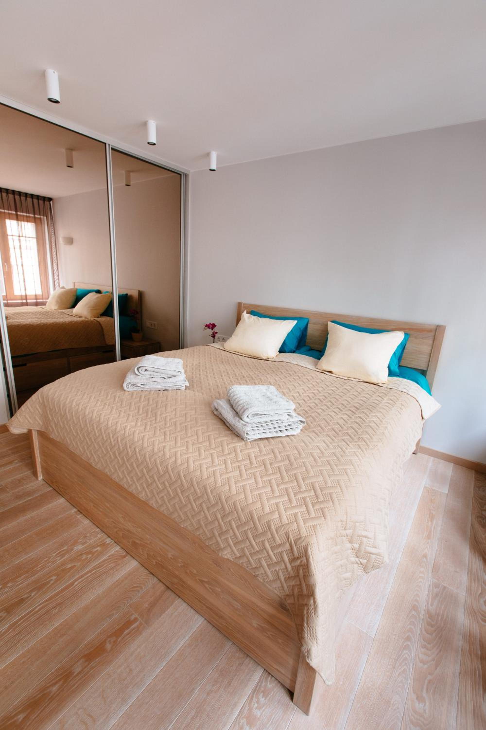 Two-Bedroom Apartment - Photo 11