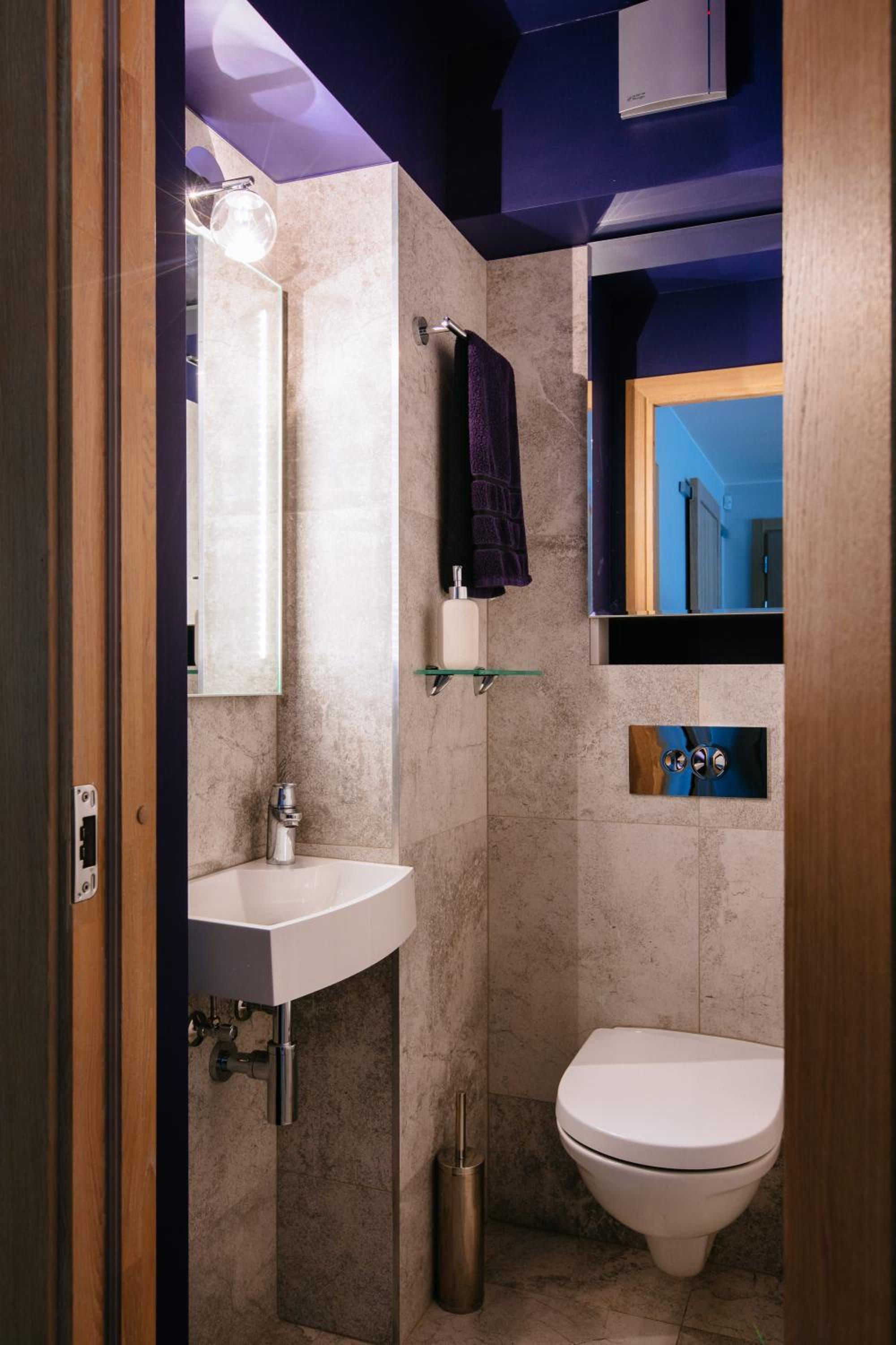 Two-Bedroom Apartment - Photo 12