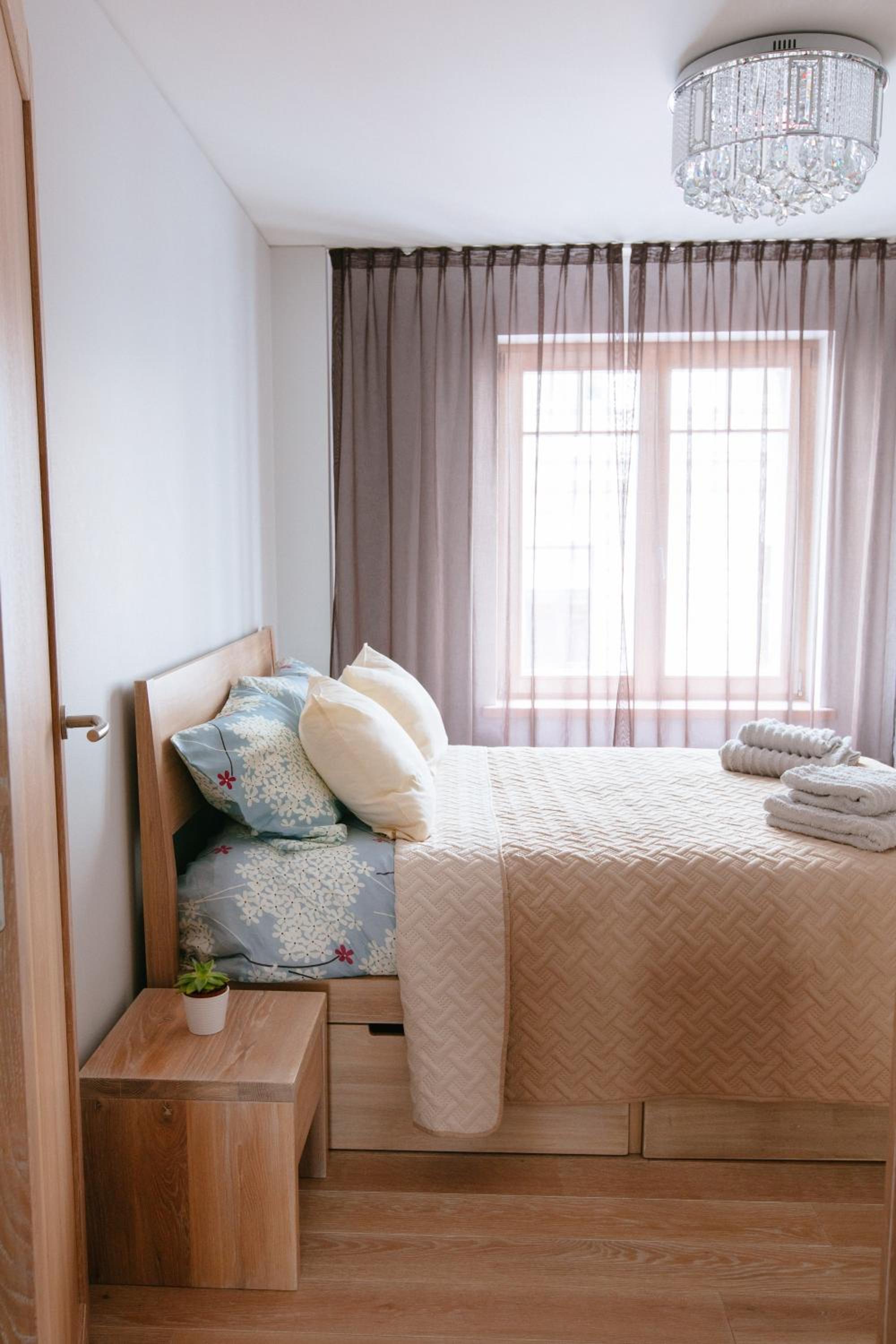 Two-Bedroom Apartment - Photo 24