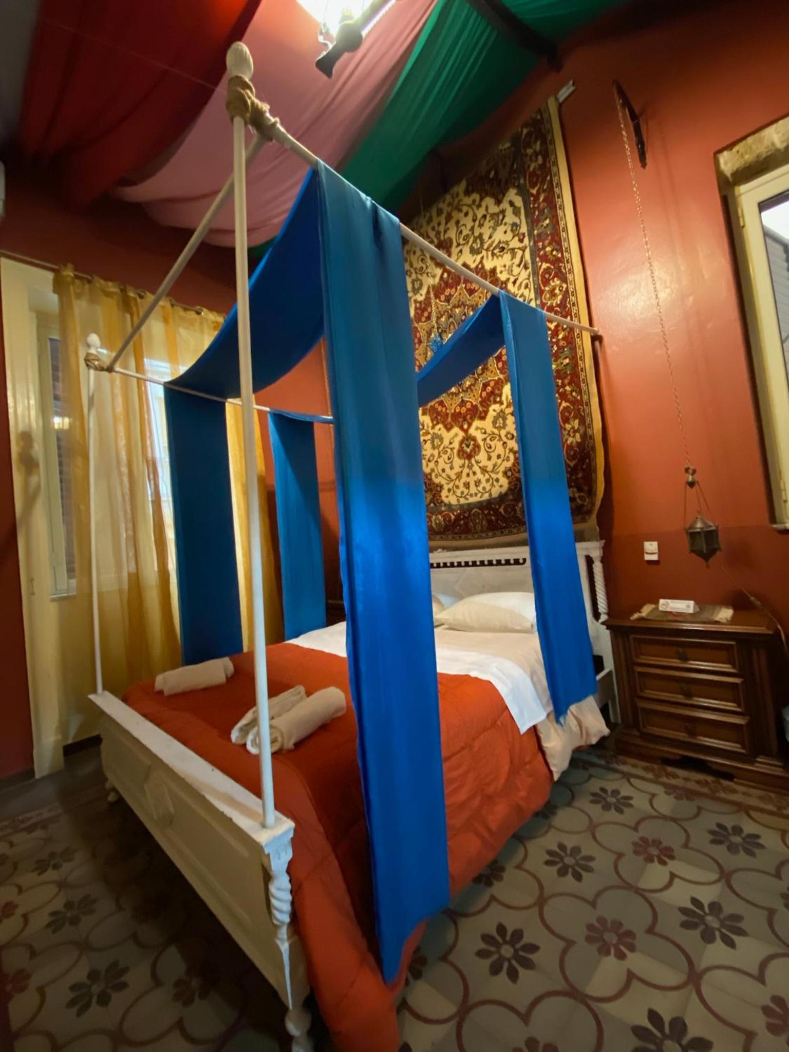 Deluxe Double Room with Shower photo 1