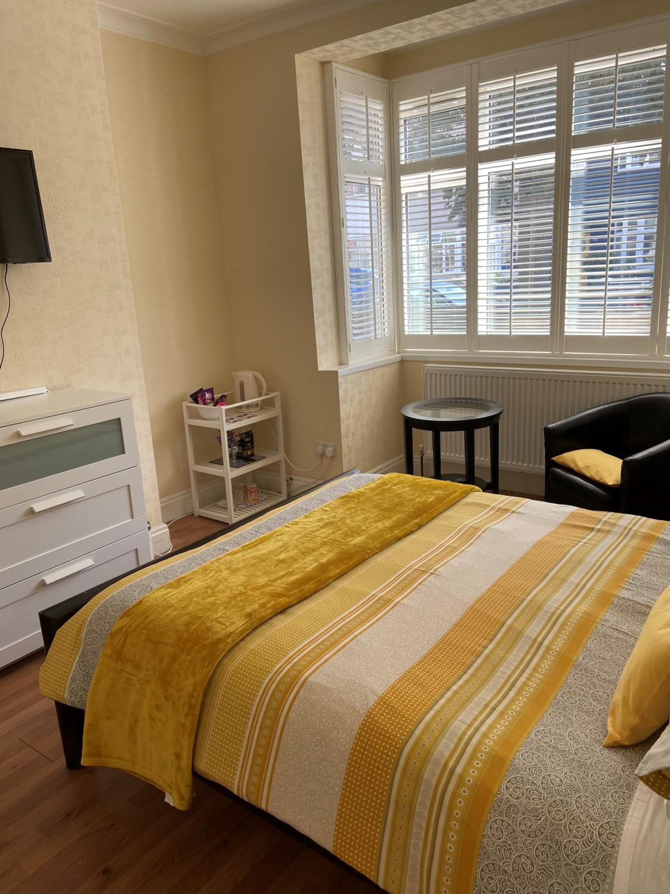 Double Room With Ensuite Bathroom photo 1