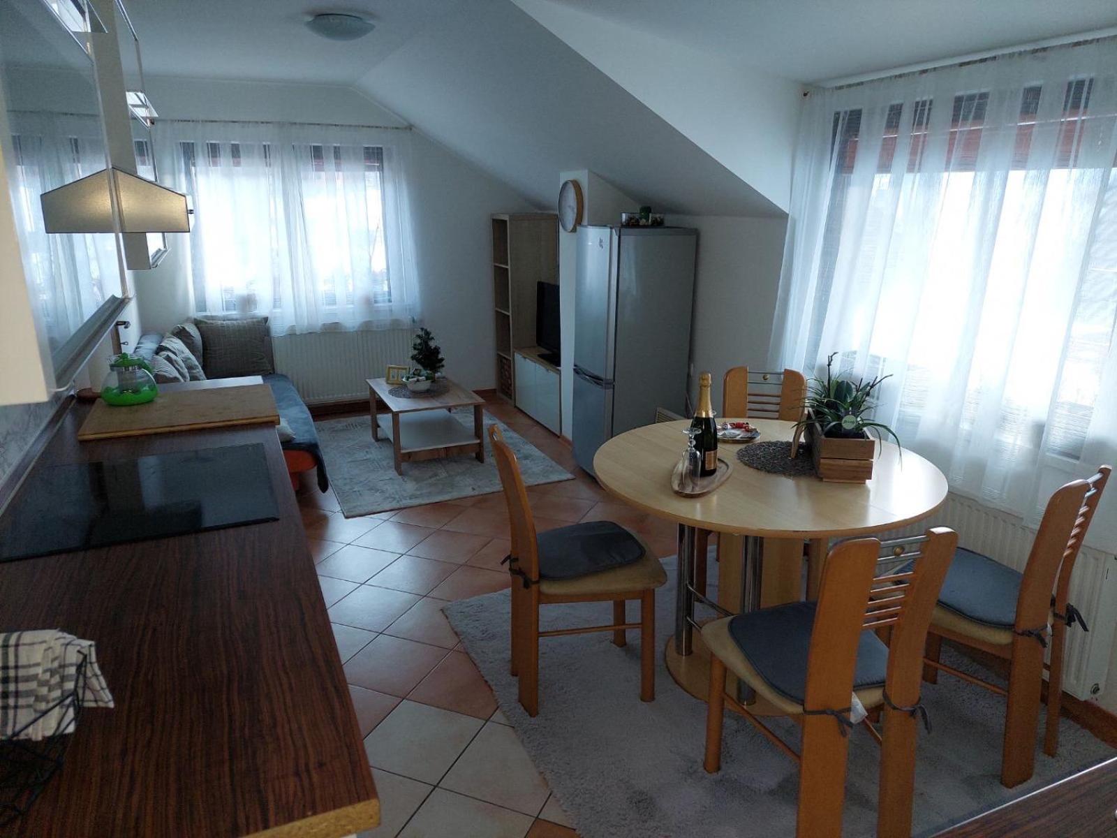 Two-Bedroom Apartment - Photo 7