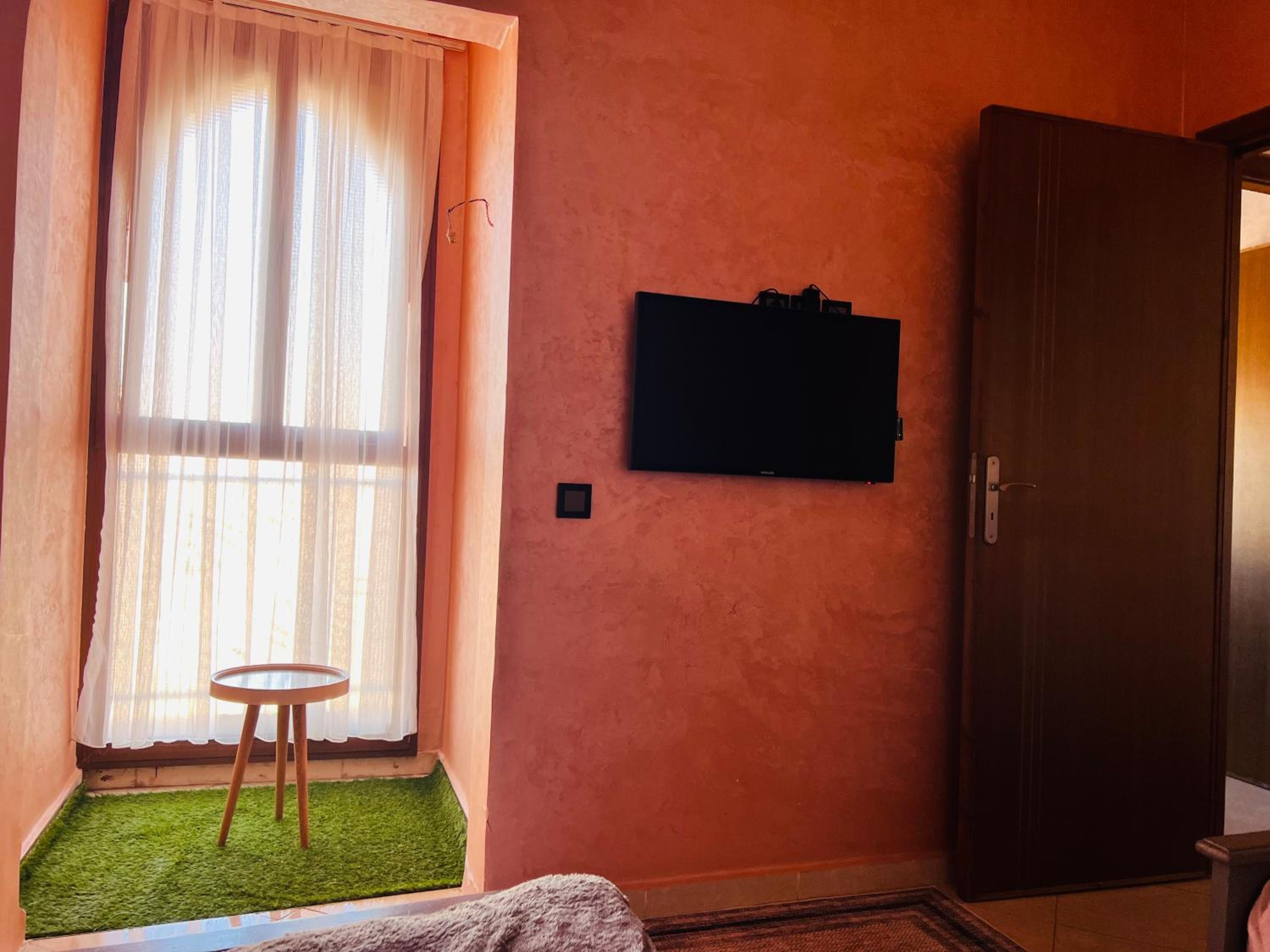 Two-Bedroom Apartment - Photo 20