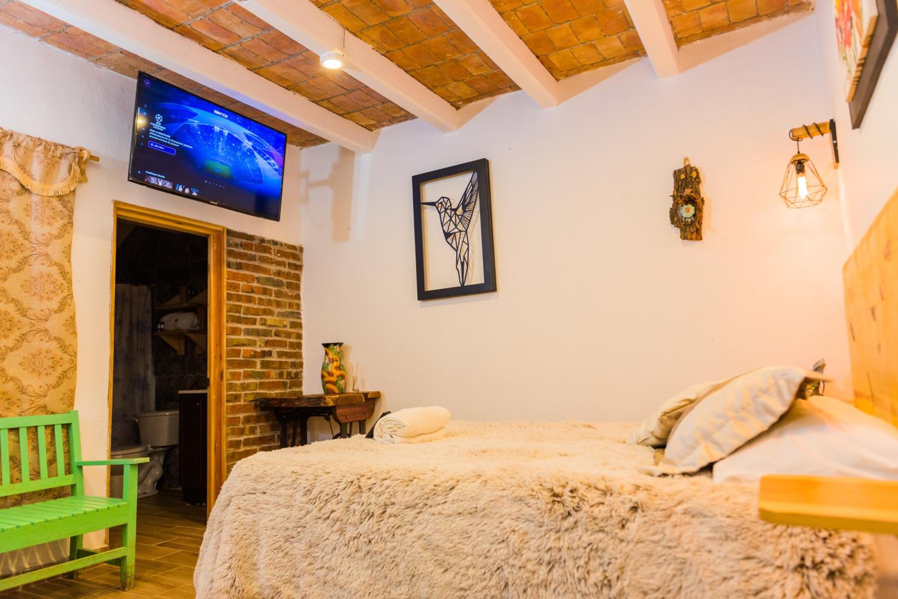 Deluxe Room - Photo 1