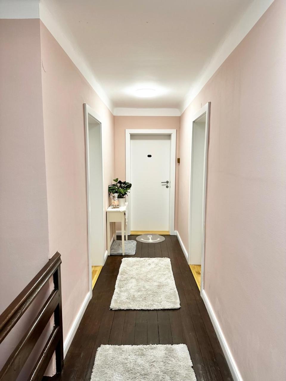 Three-Bedroom Apartment - Photo 6