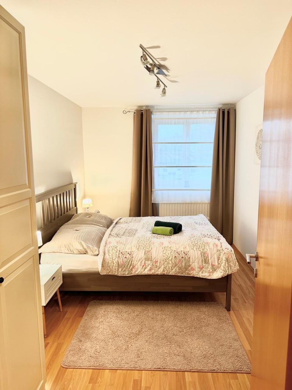 Three-Bedroom Apartment - Photo 4