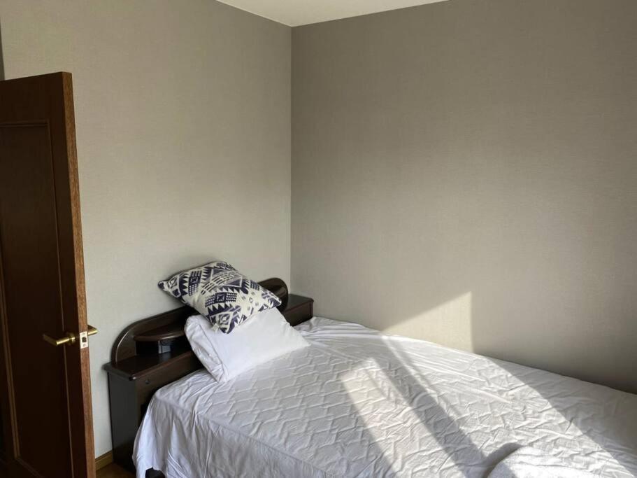 Four-Bedroom House photo 1