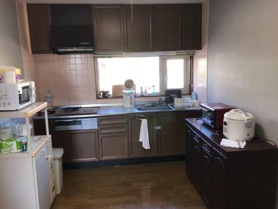 Four-Bedroom House photo 2