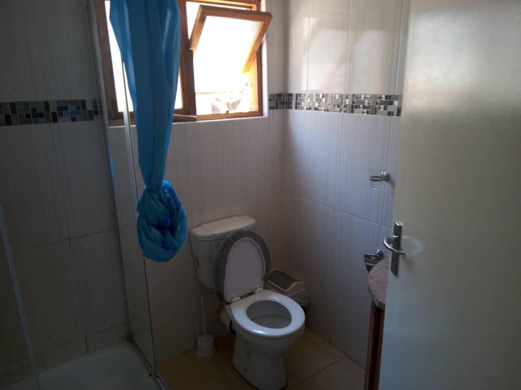 Twin Room with Shower photo 3
