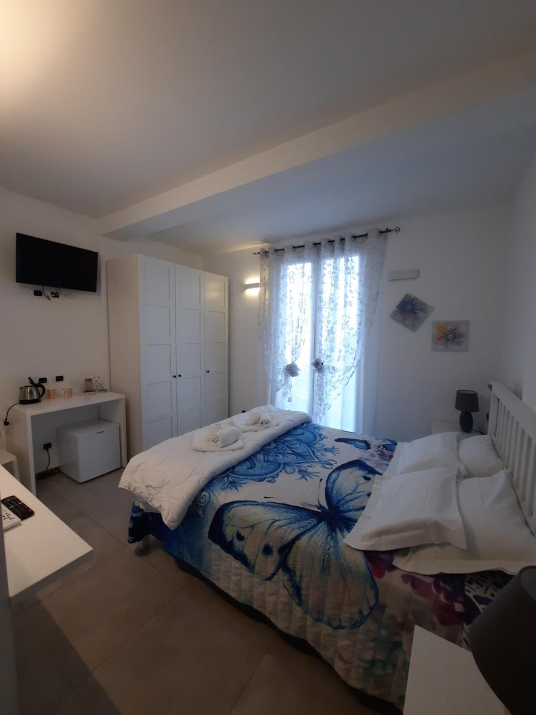 Deluxe Double Room with Balcony and Sea View photo 1