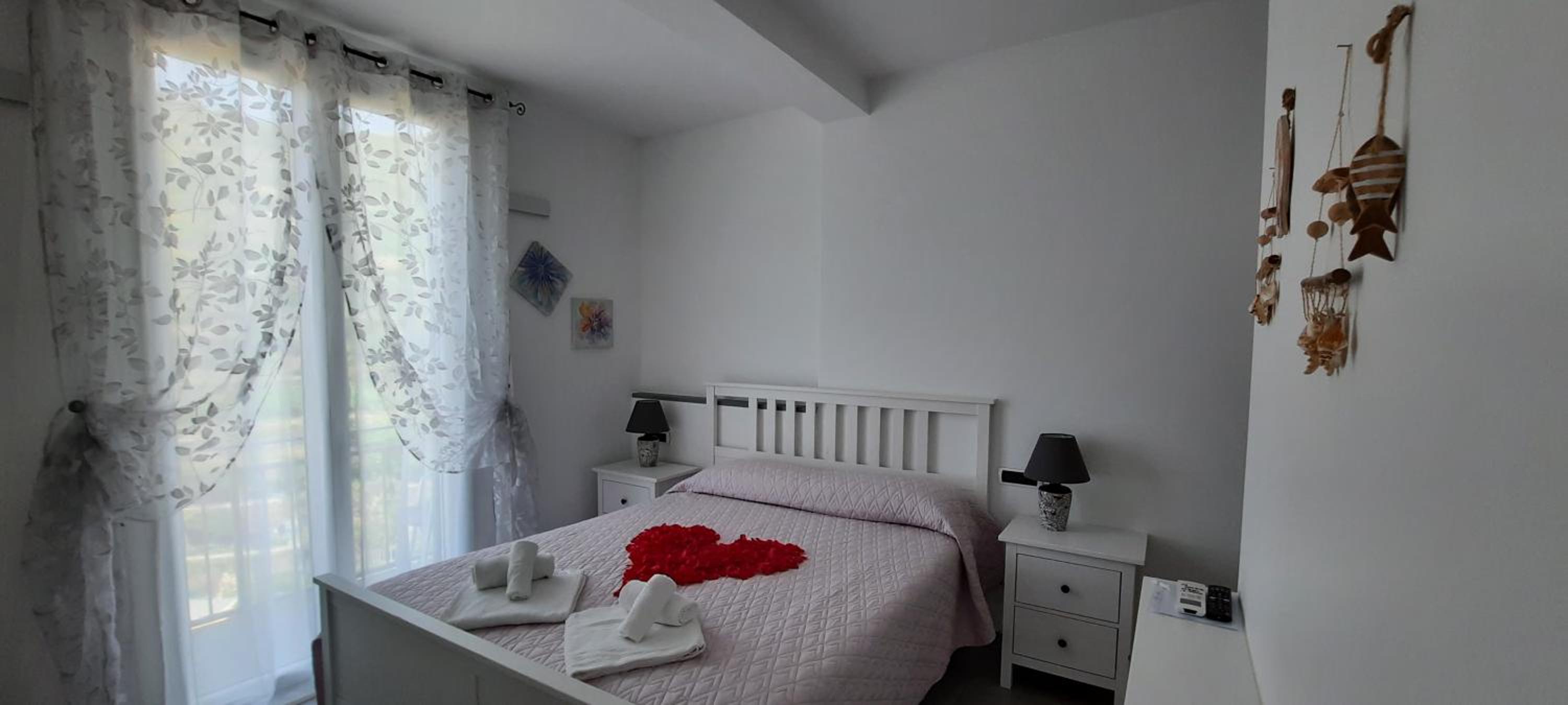 Deluxe Double Room with Balcony and Sea View photo 2