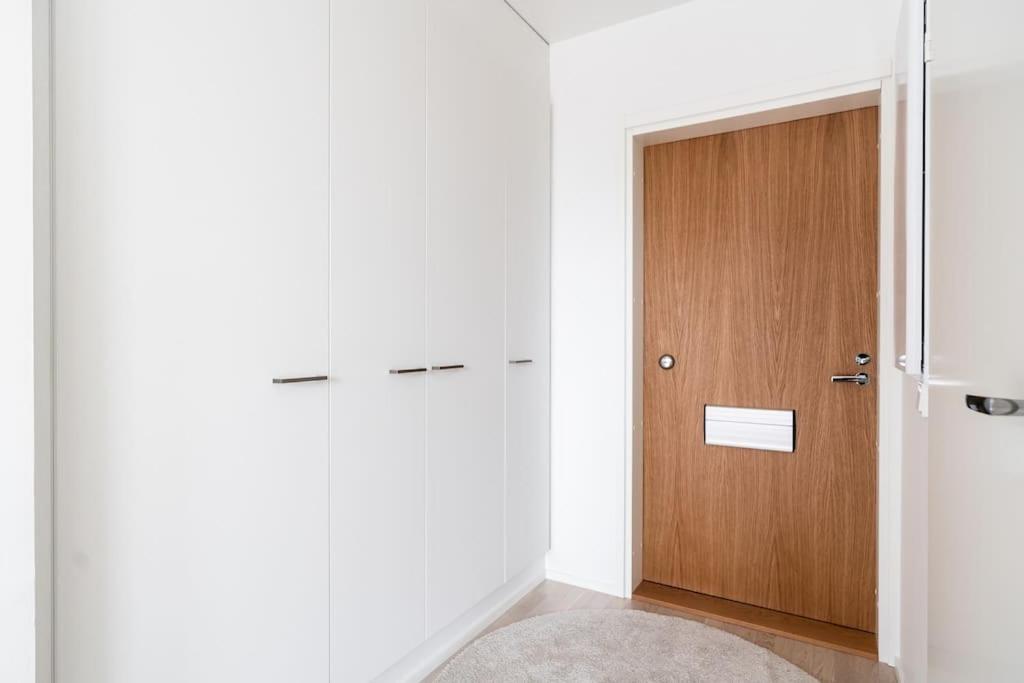 Apartment with Balcony - Photo 13