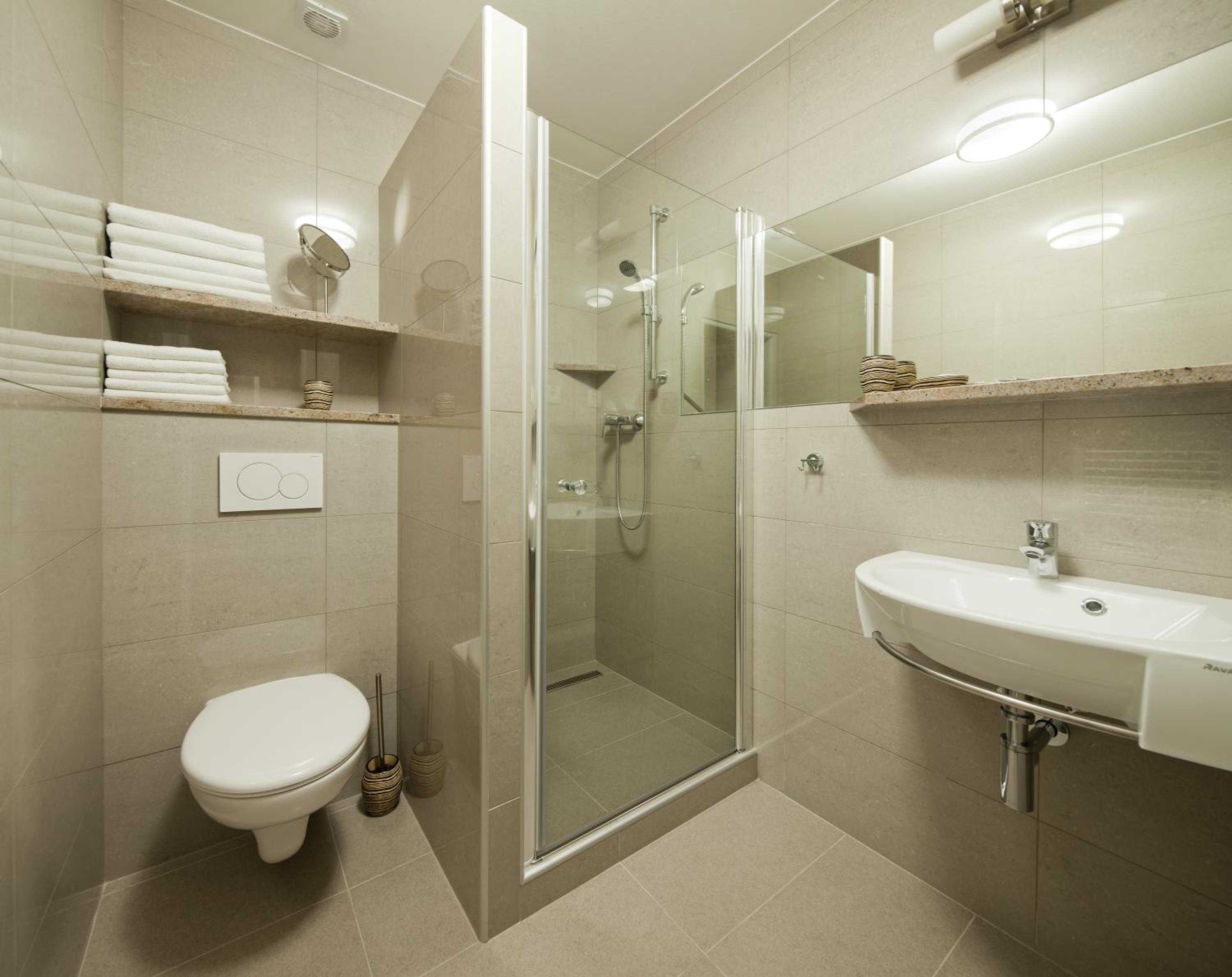 Standard Double or Twin Room with Extra Bed photo 3