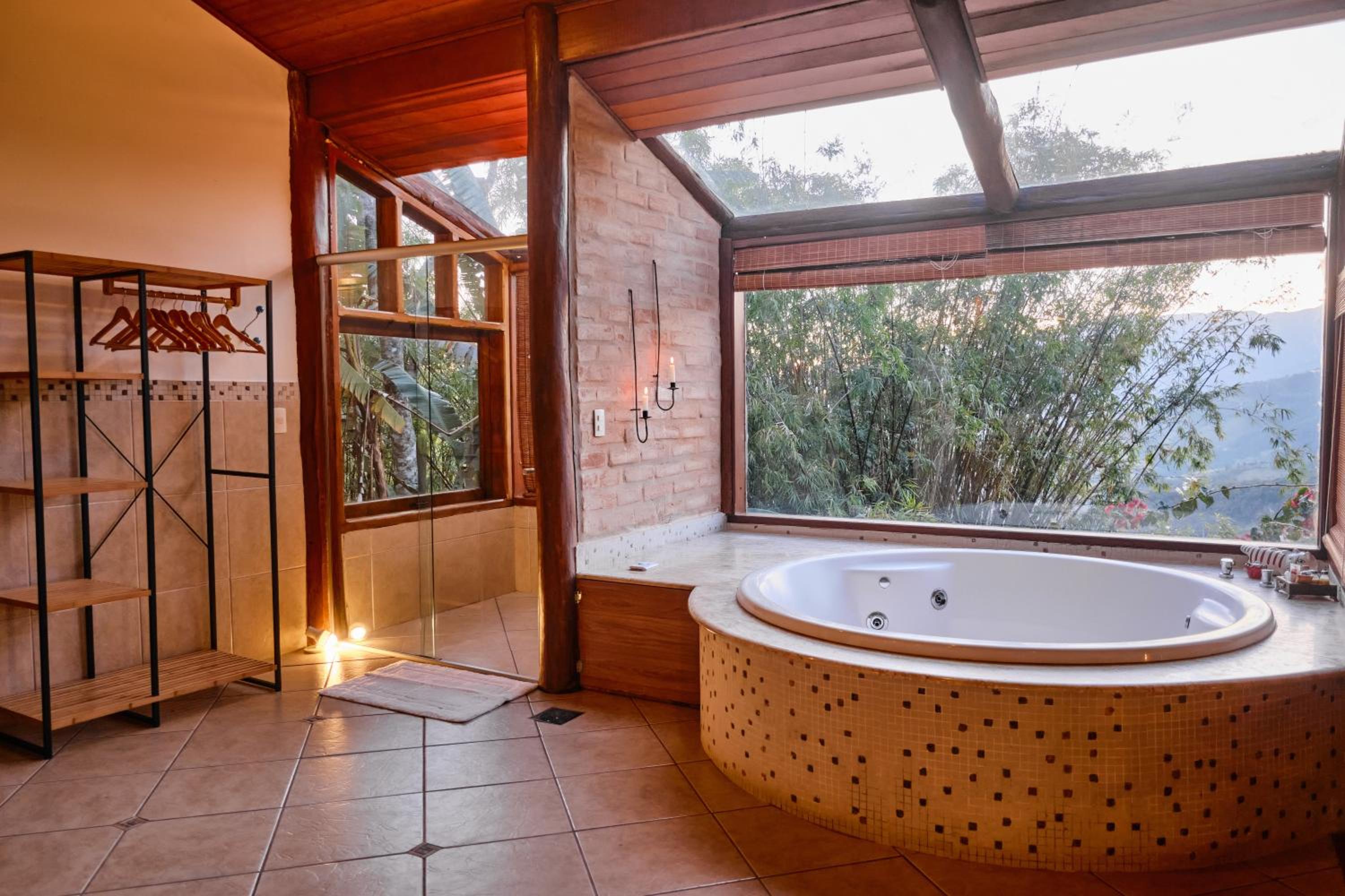 King Suite with Spa Bath photo 2