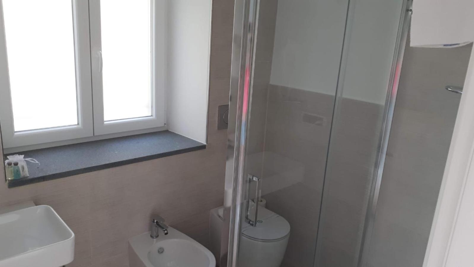 Deluxe Double Room with Extra Bed photo 2