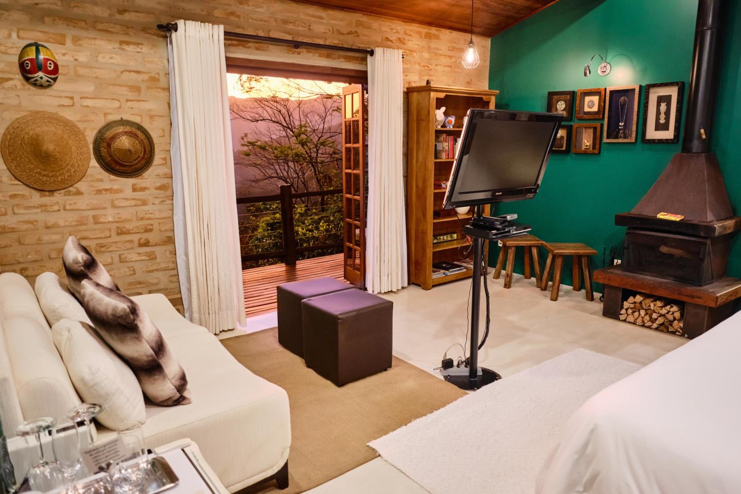 King Suite with Spa Bath photo 1