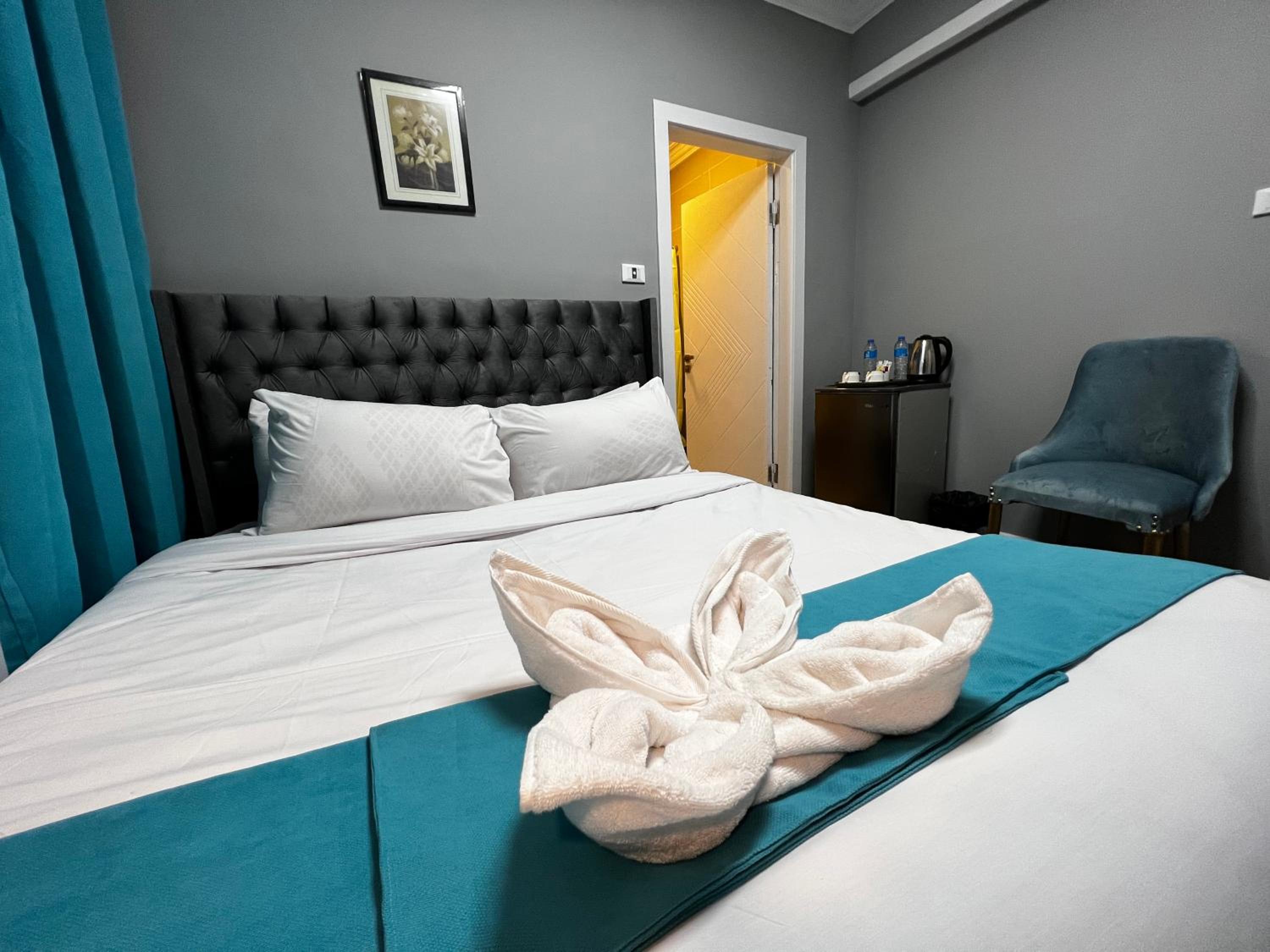Double or Twin Room photo 1