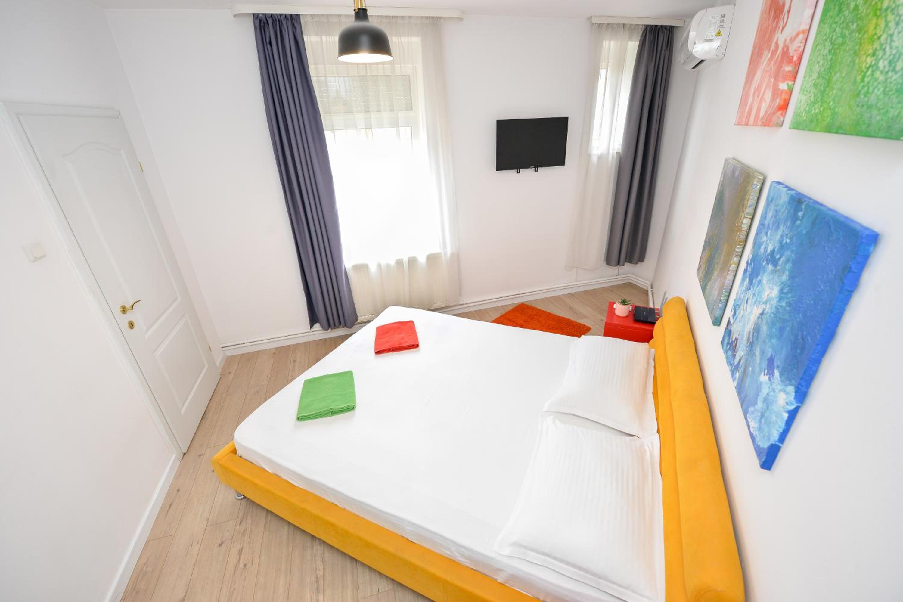 Two-Bedroom Apartment - Photo 14