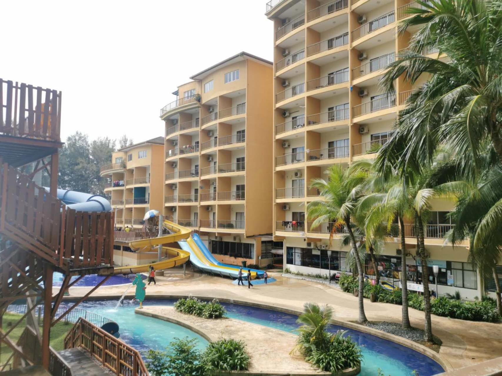 Suite with Pool View